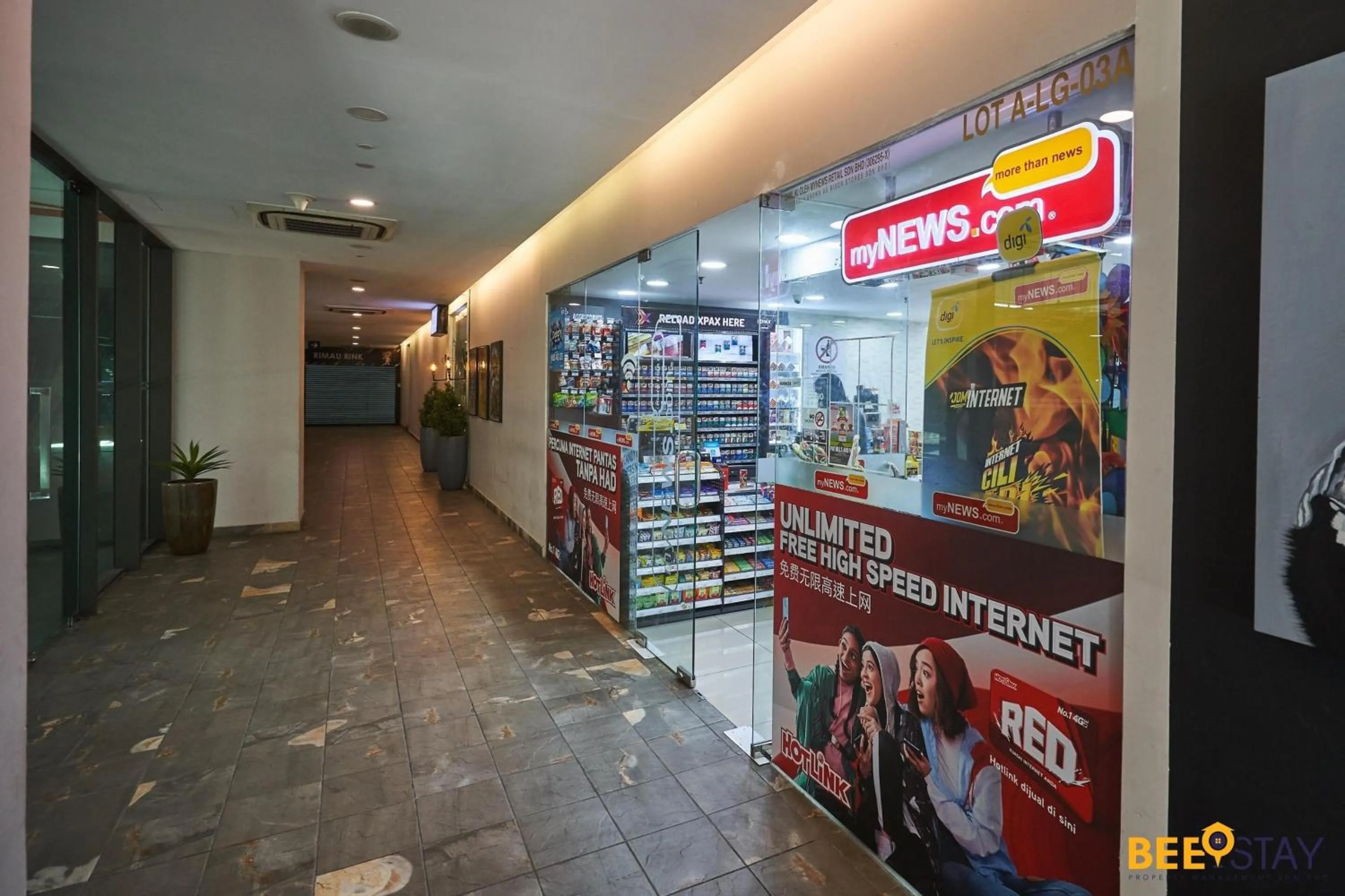 On-site shops in Empire Damansara Hotel Suites by Beestay
