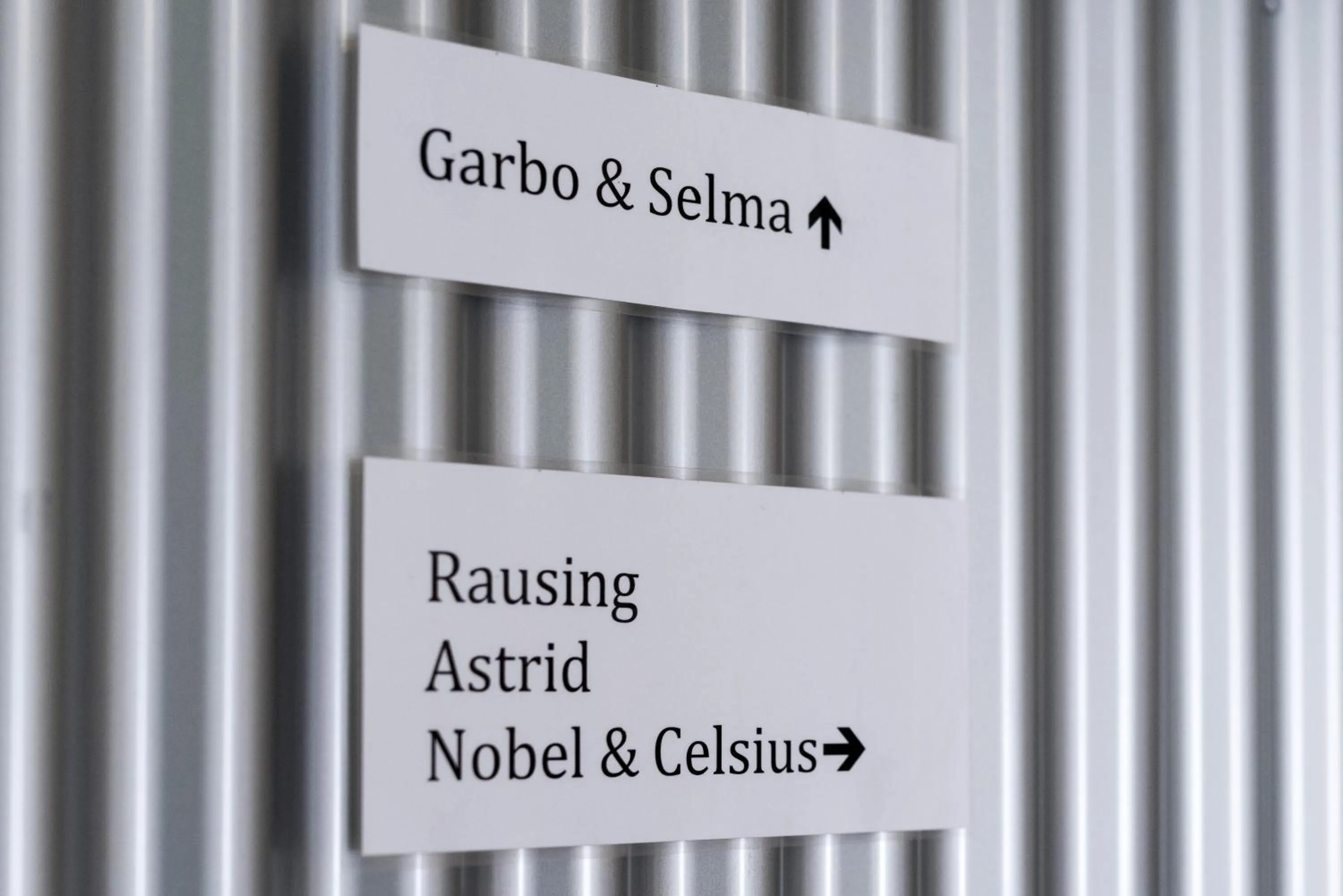 Logo/Certificate/Sign in Winstrup Hostel