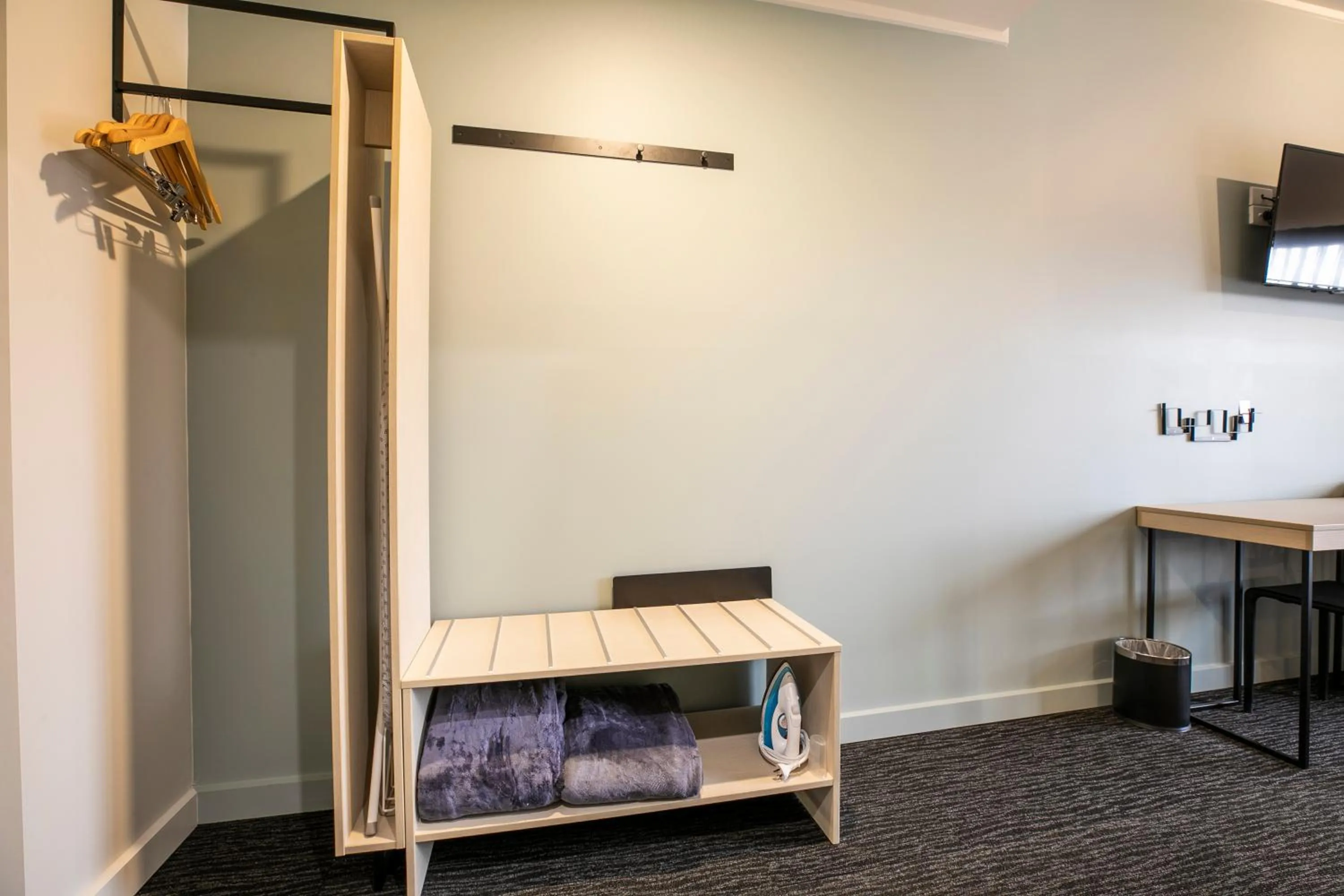 TV and multimedia in Nightcap at Excelsior Hotel