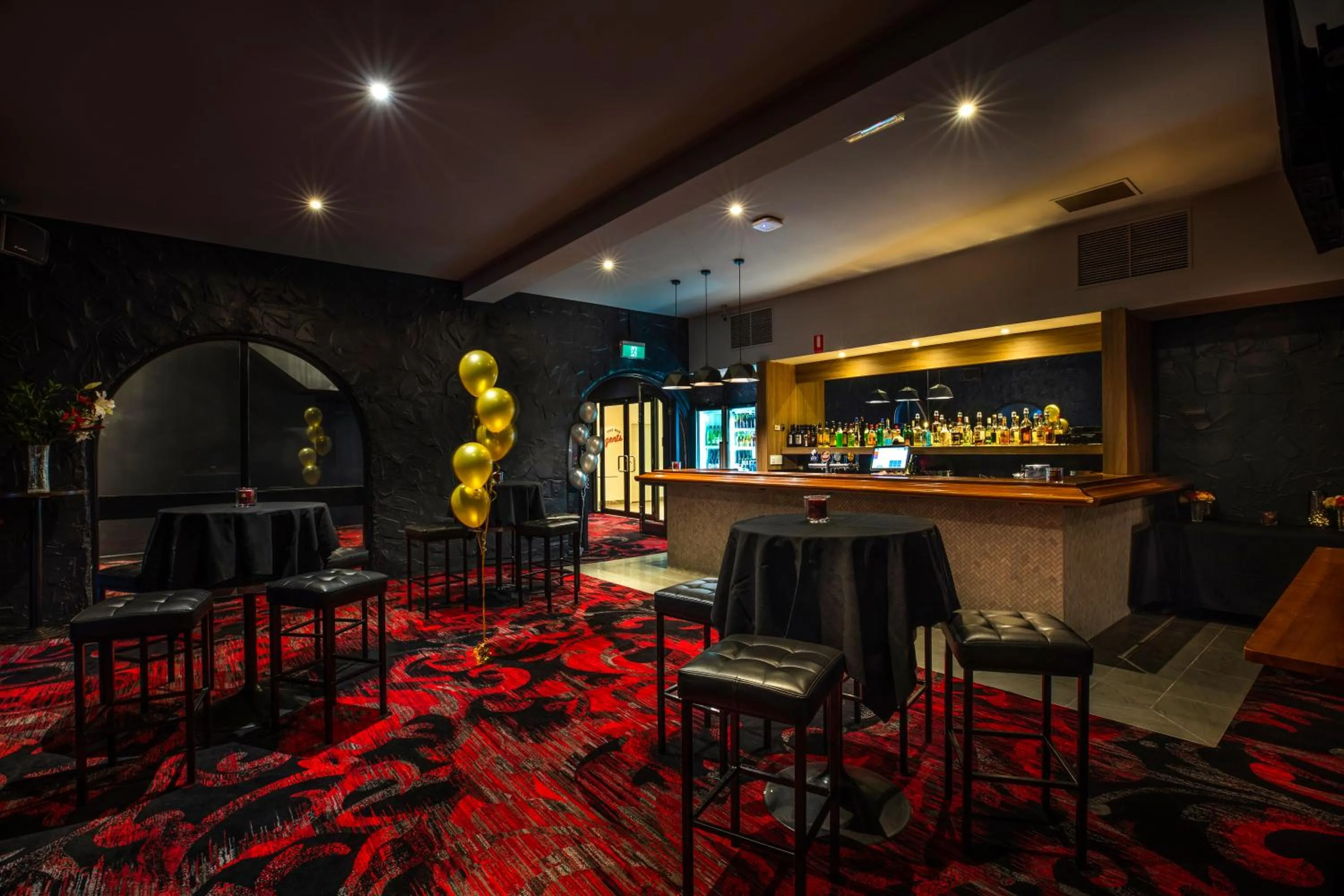 Lounge or bar in Nightcap at Ferntree Gully Hotel Motel