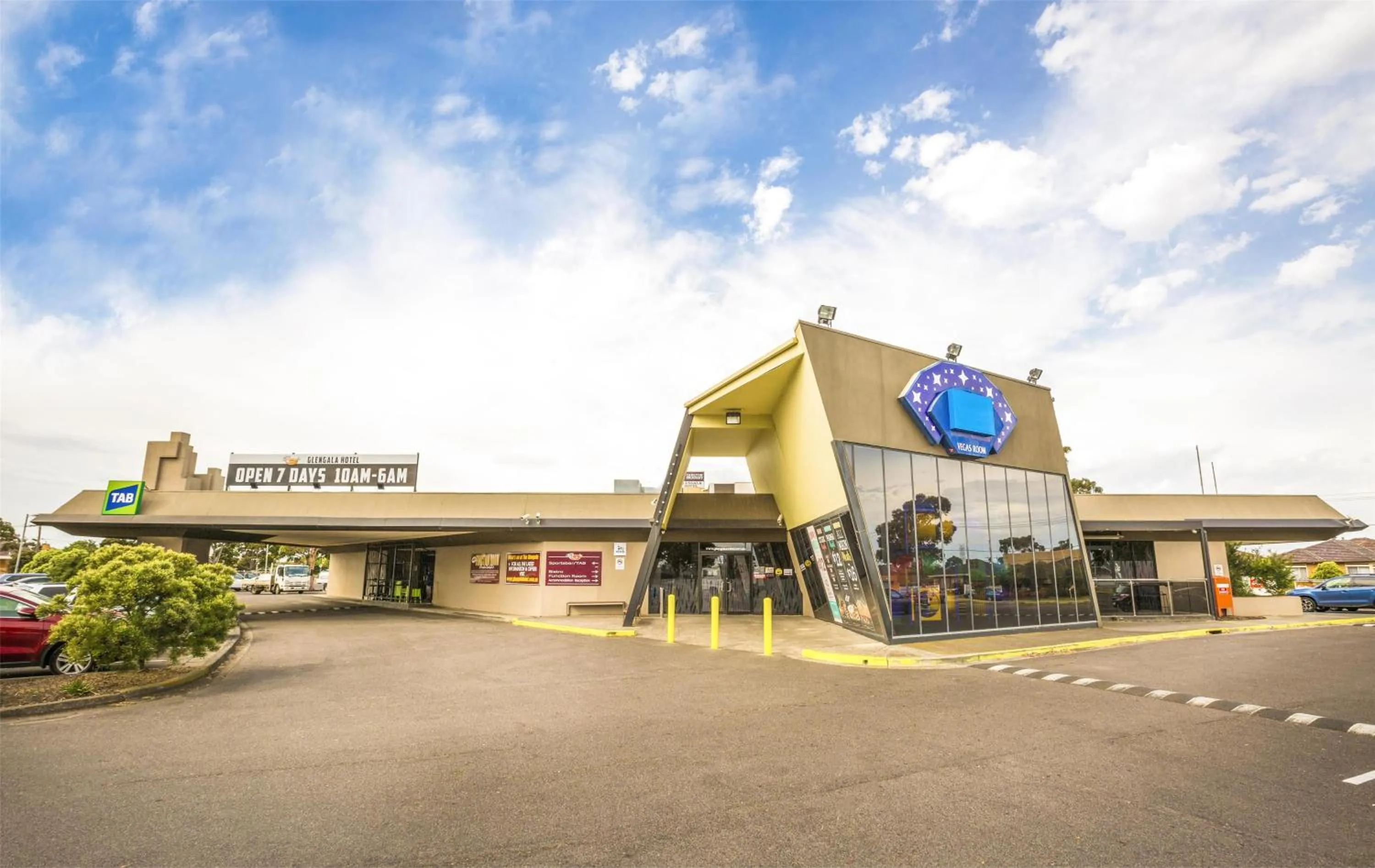 Property building in Nightcap at Glengala Hotel