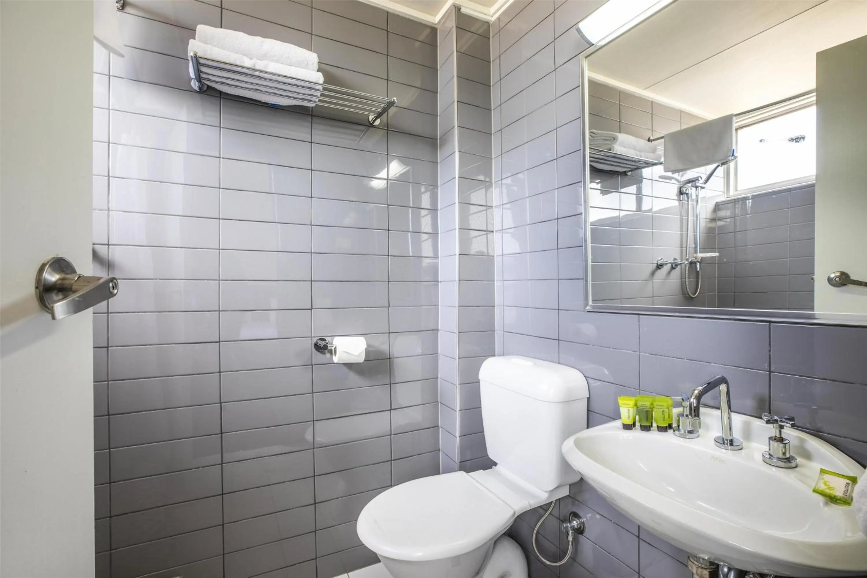 Bathroom in Nightcap at Glengala Hotel