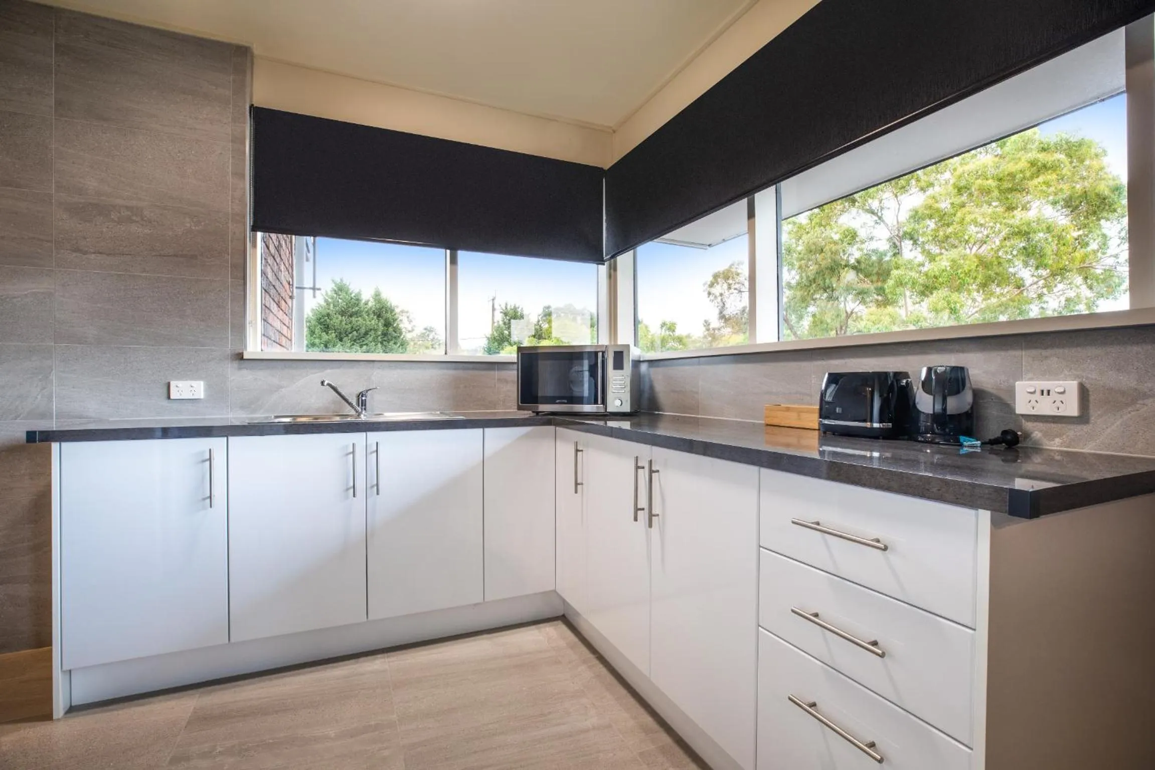 kitchen in Nightcap at Manhattan Hotel