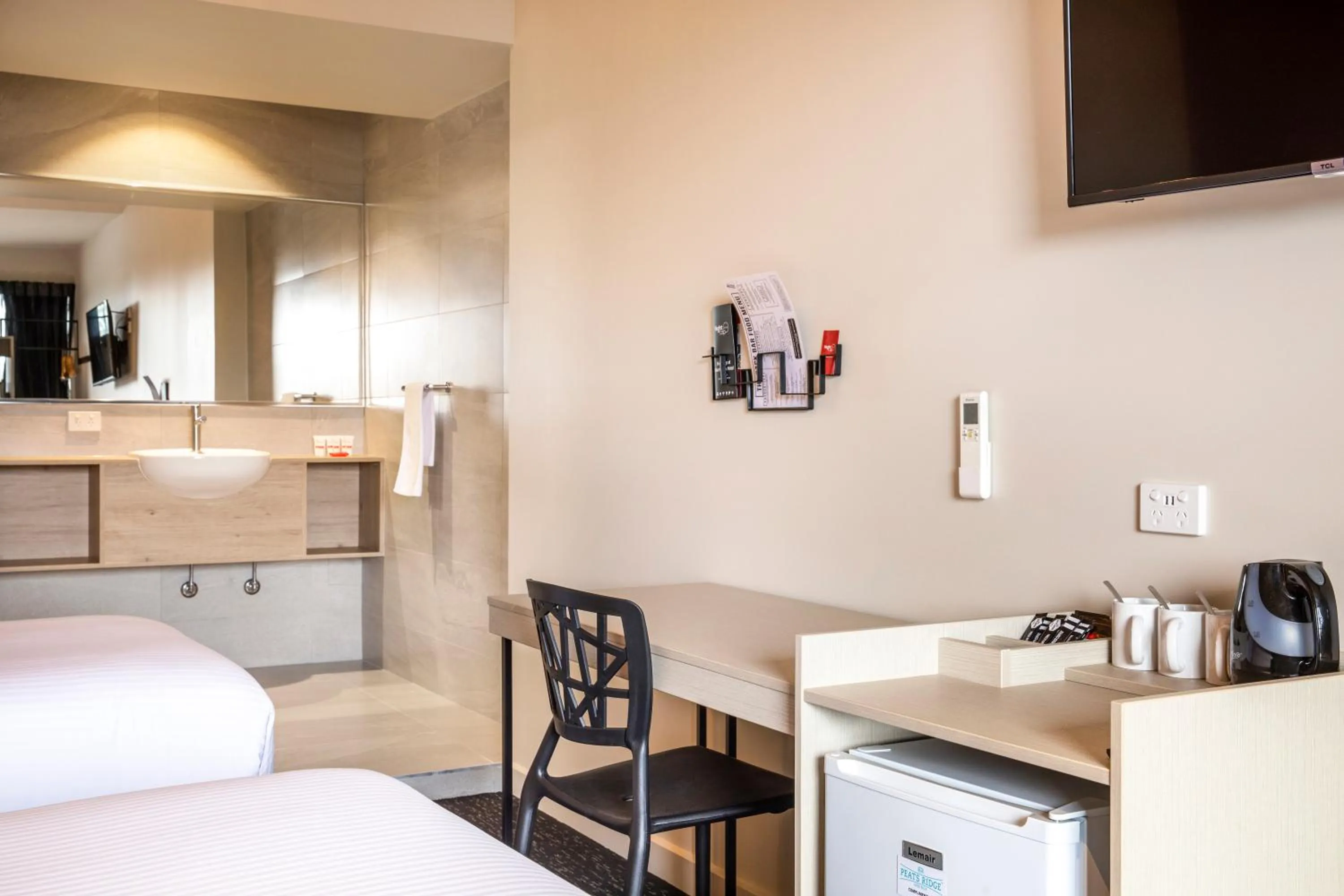 Bedroom, Bed in Nightcap at Manhattan Hotel