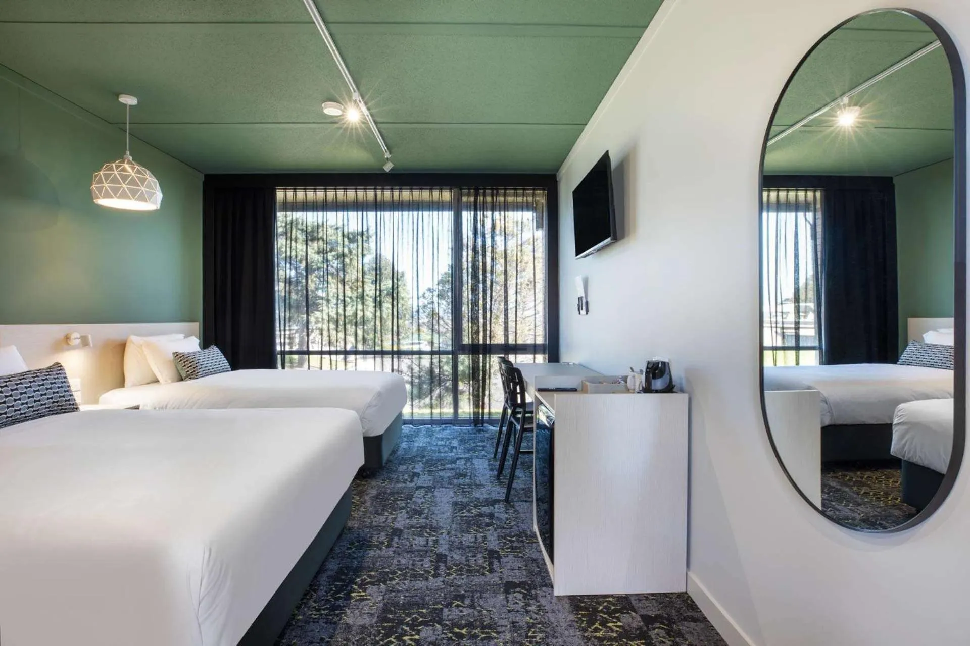 Bedroom, Bed in Nightcap at Morwell Hotel