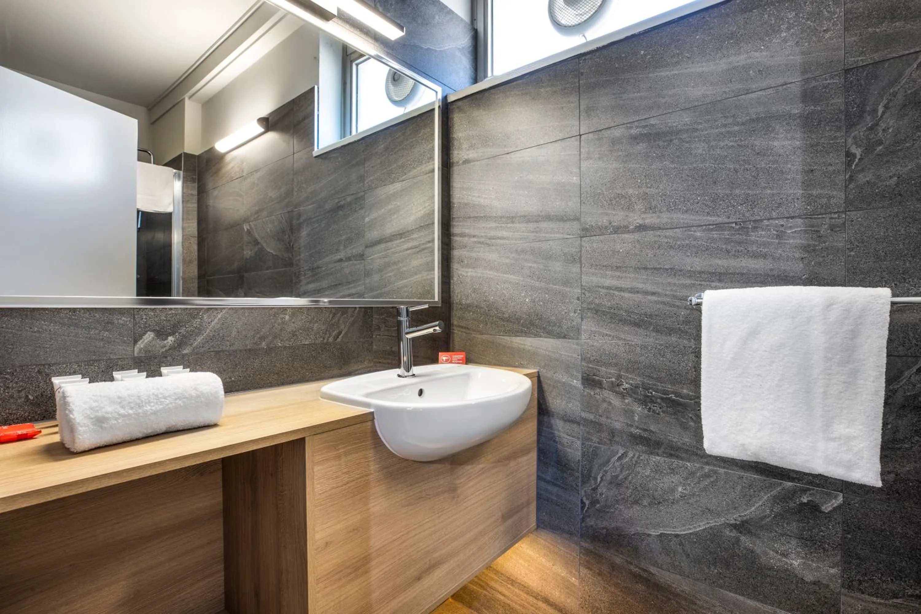 Bathroom in Nightcap at Sandbelt Hotel