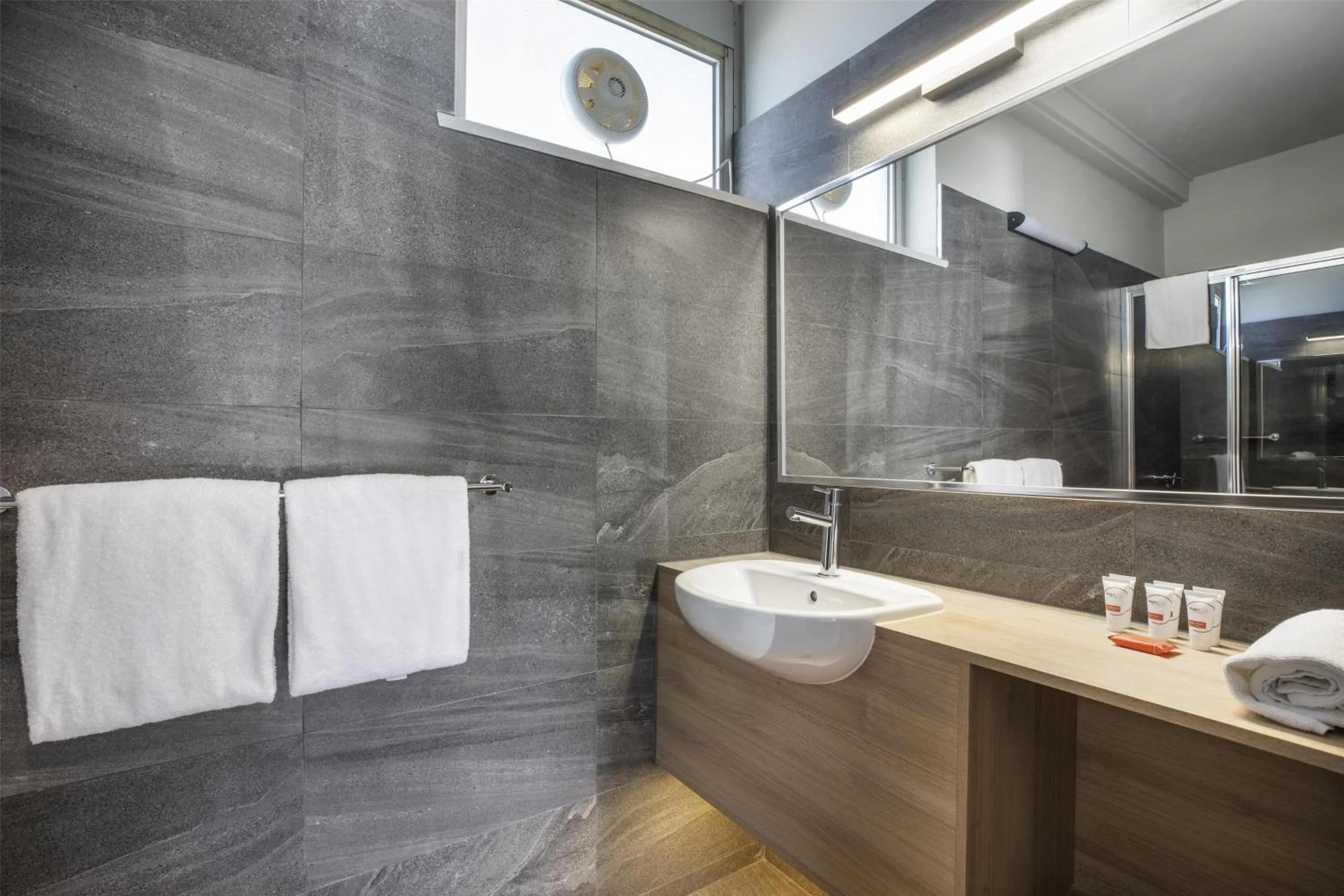 Bathroom in Nightcap at Sandbelt Hotel