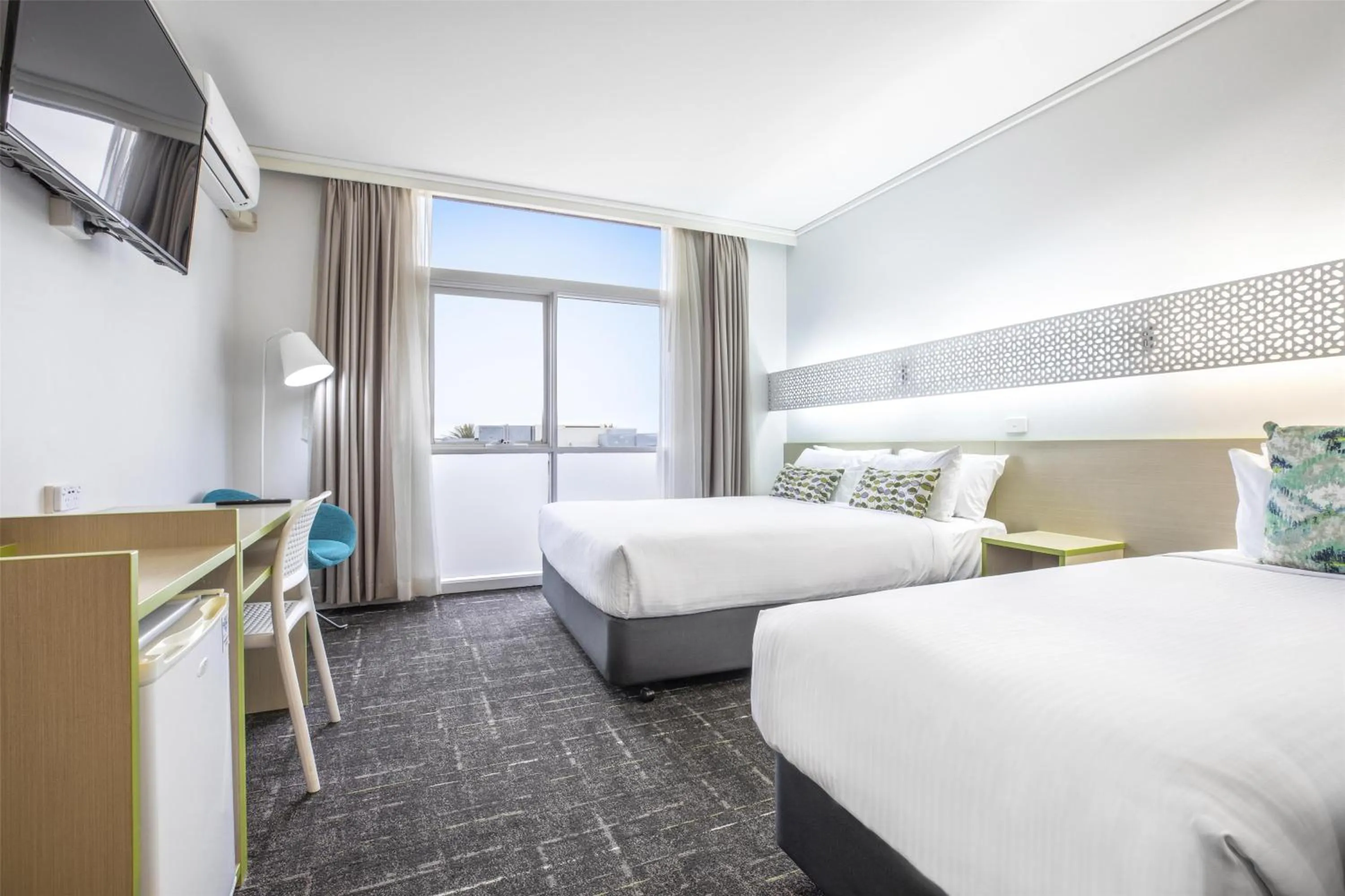 Bedroom, Bed in Nightcap at Sandringham Hotel