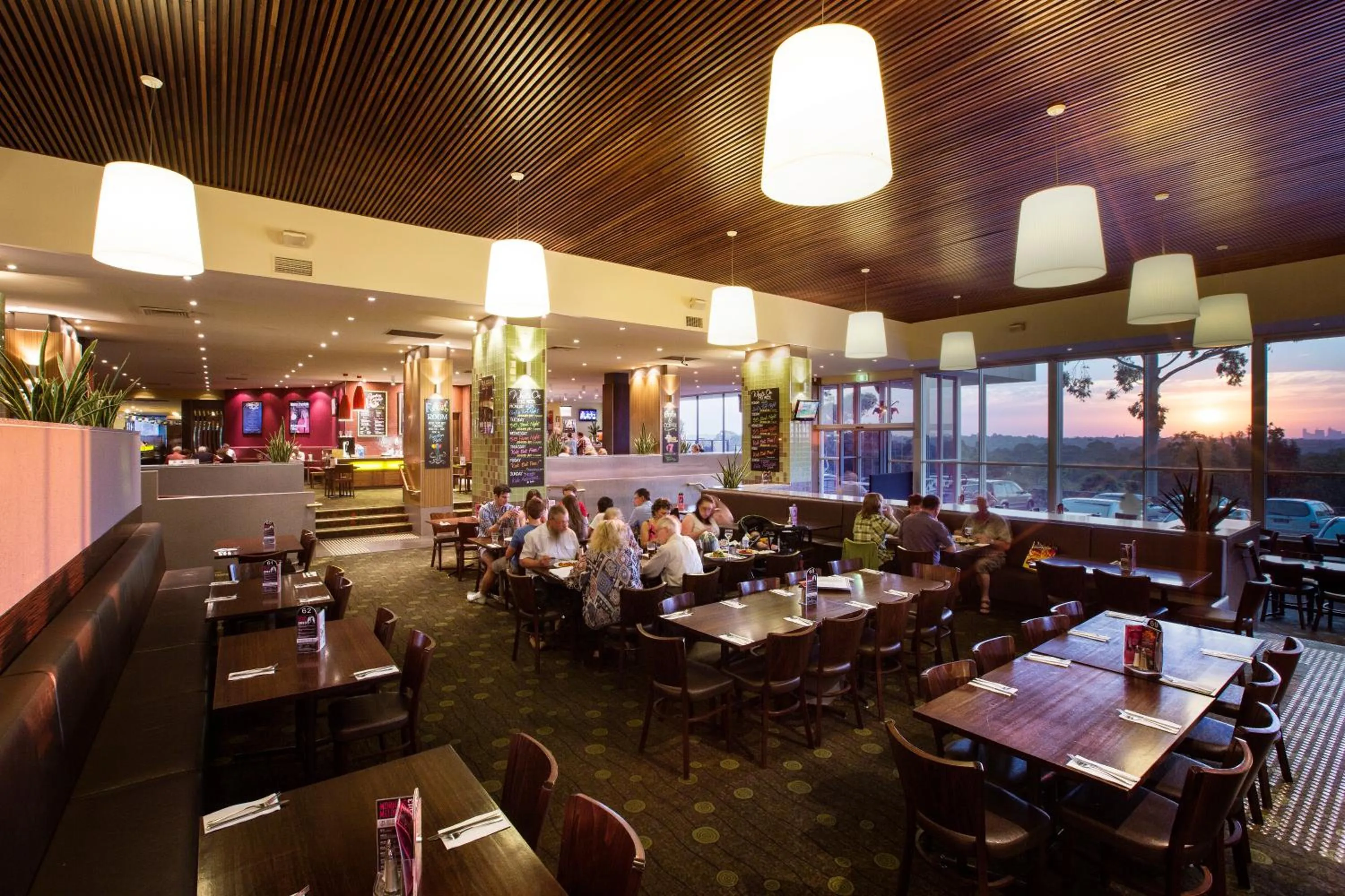 Lounge or bar in Nightcap at Shoppingtown Hotel
