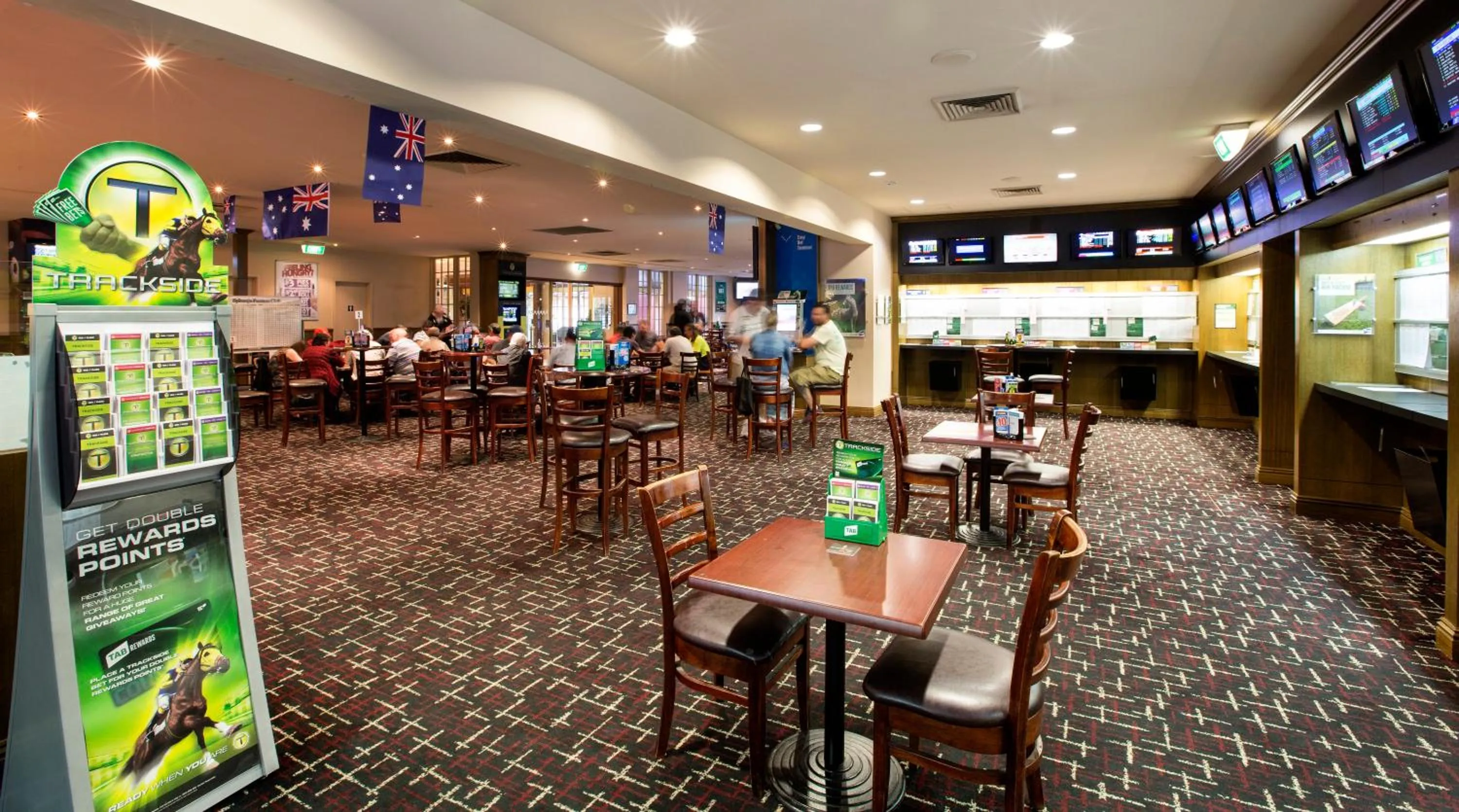 Lounge or bar in Nightcap at Sylvania Hotel