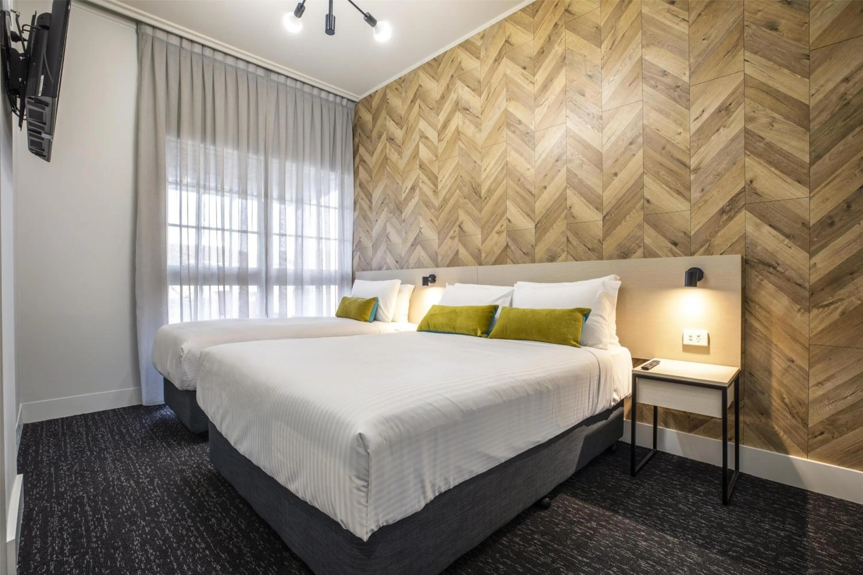 Bedroom, Bed in Nightcap at Sylvania Hotel