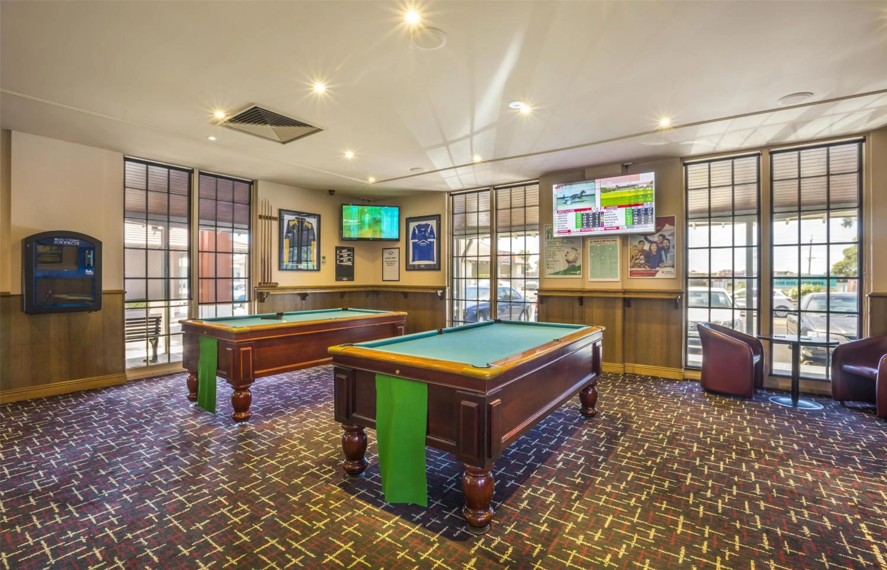 Lounge or bar in Nightcap at Sylvania Hotel