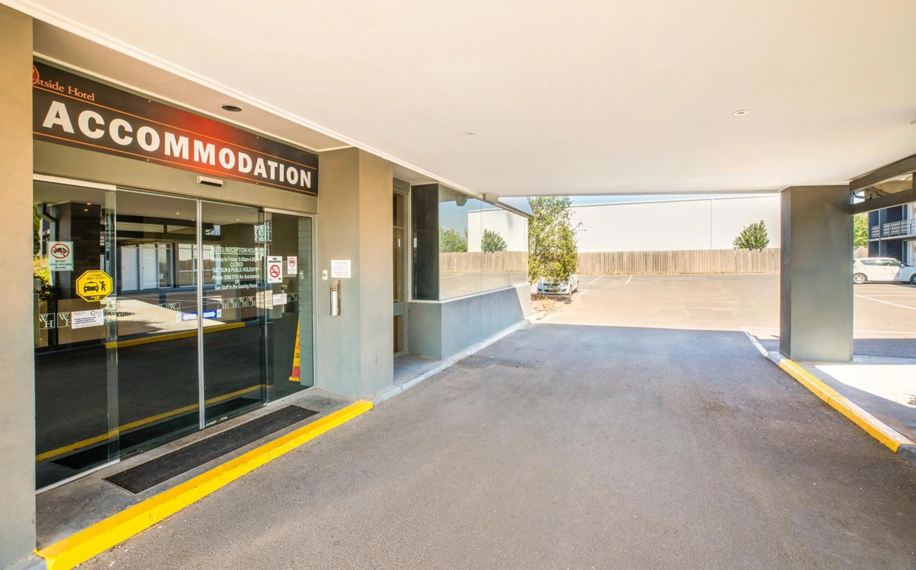 Facade/entrance in Nightcap at Westside Hotel