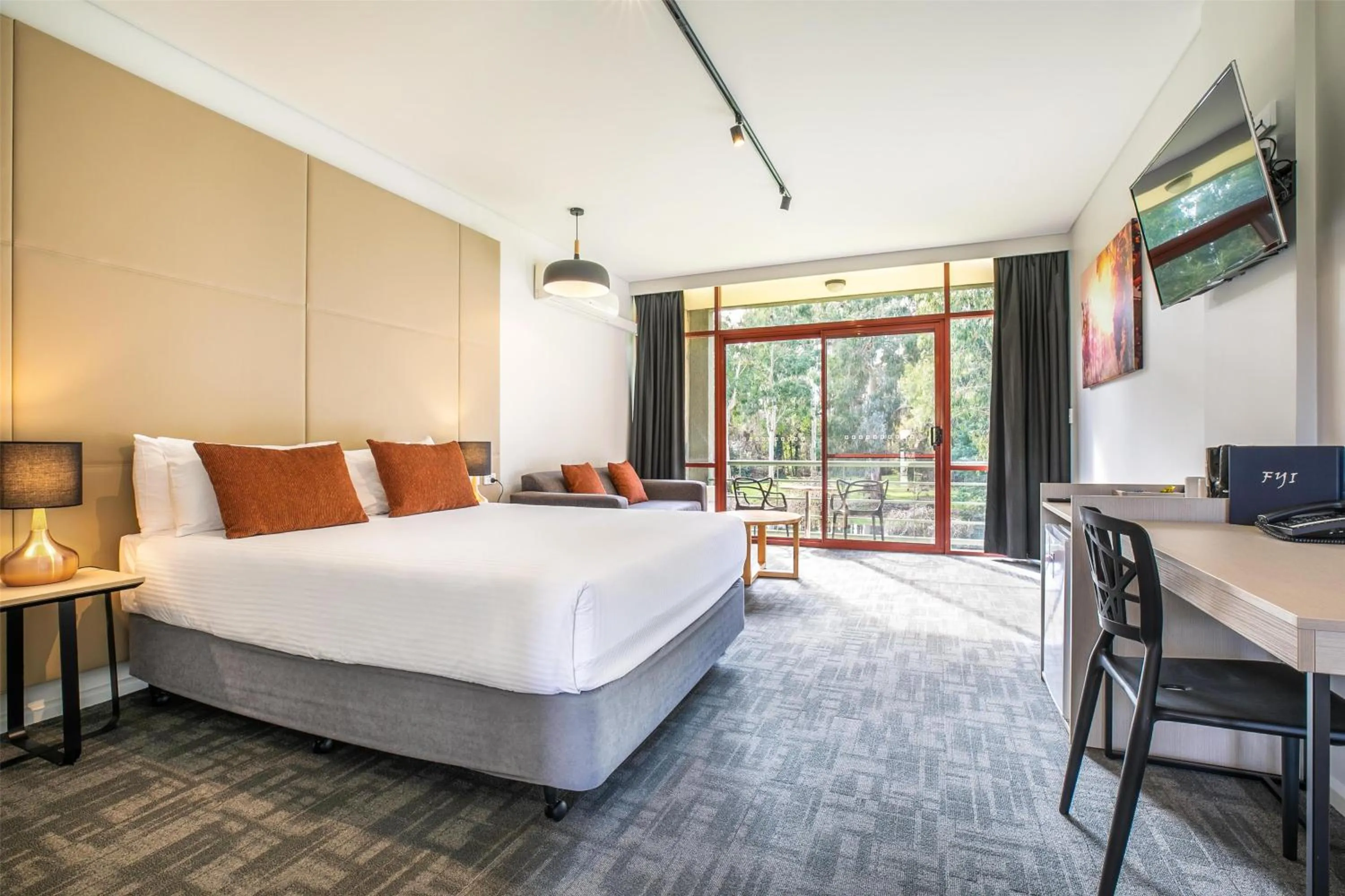 Bedroom, Bed in Nightcap at York on Lilydale