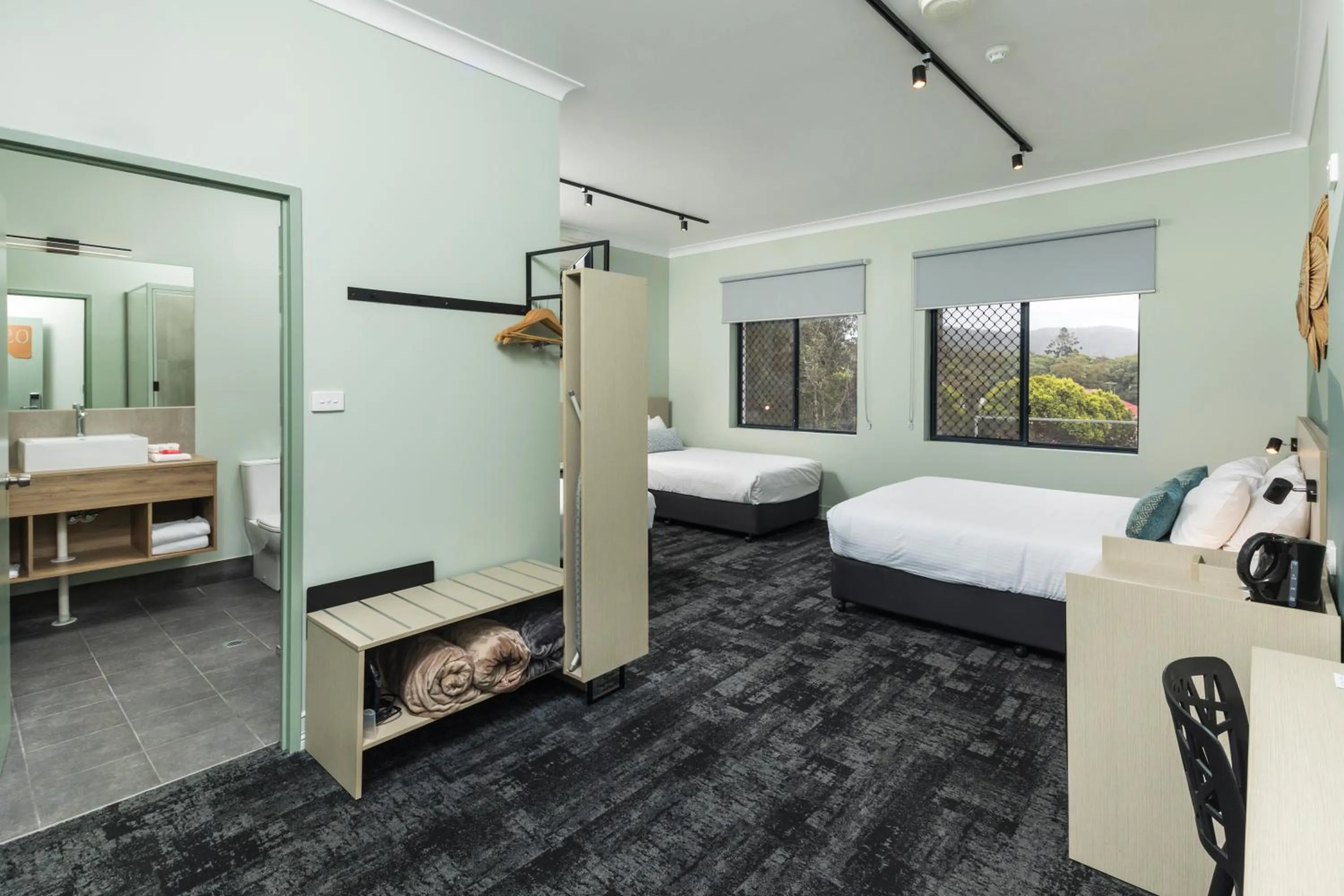 Photo of the whole room, Bed in Nightcap at Atherton Hotel