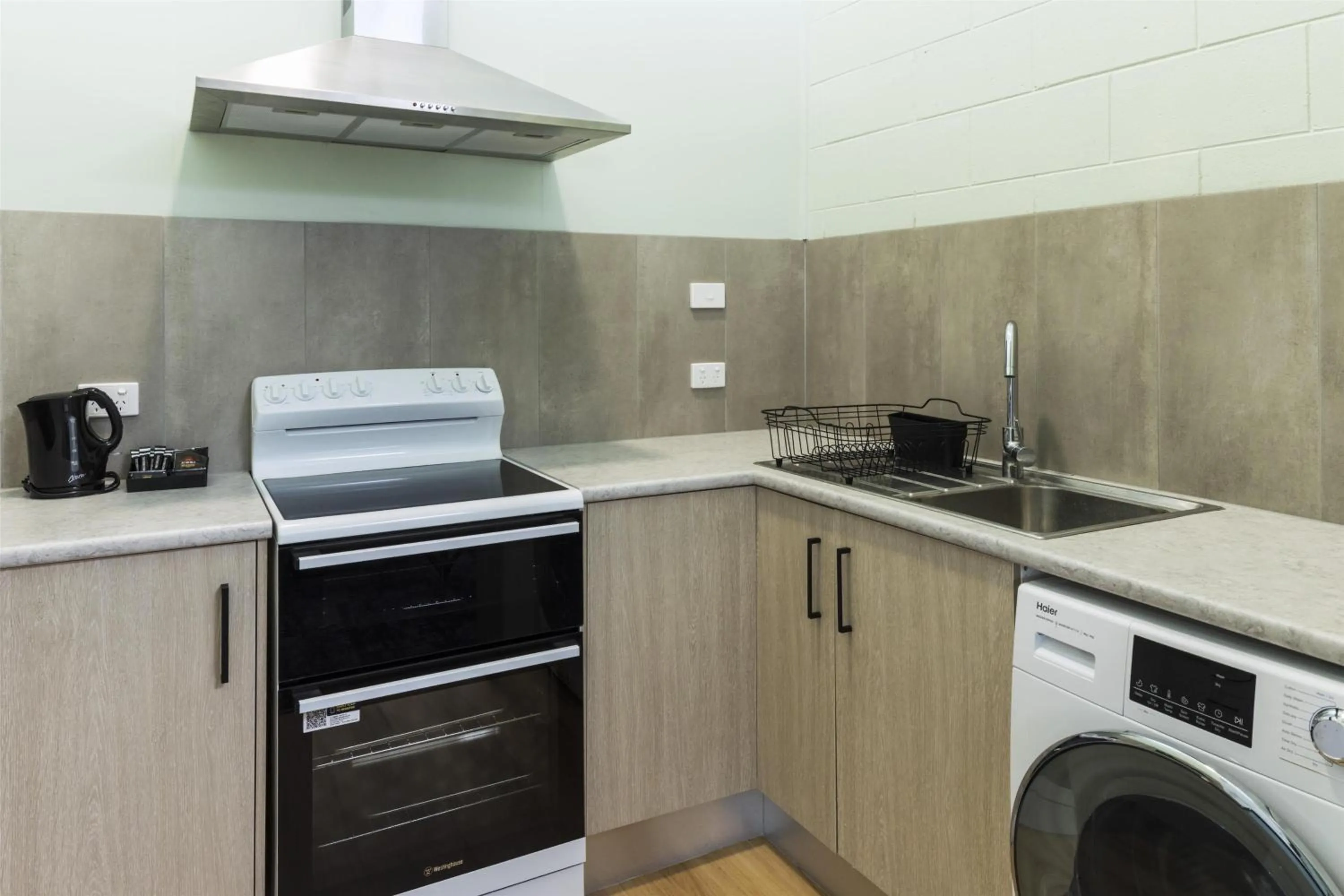 Kitchen or kitchenette in Nightcap at Atherton Hotel