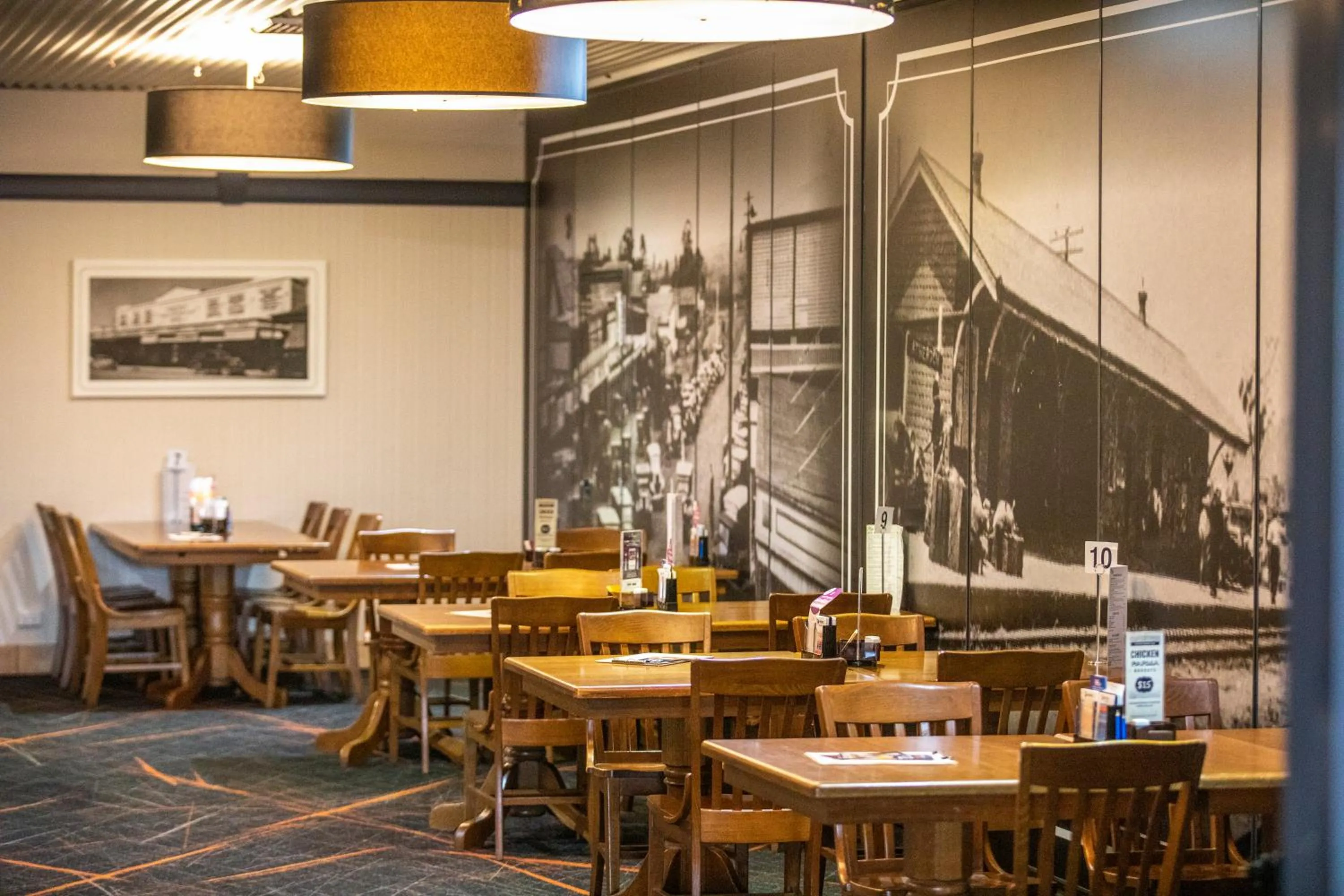 Restaurant/places to eat in Nightcap at Atherton Hotel