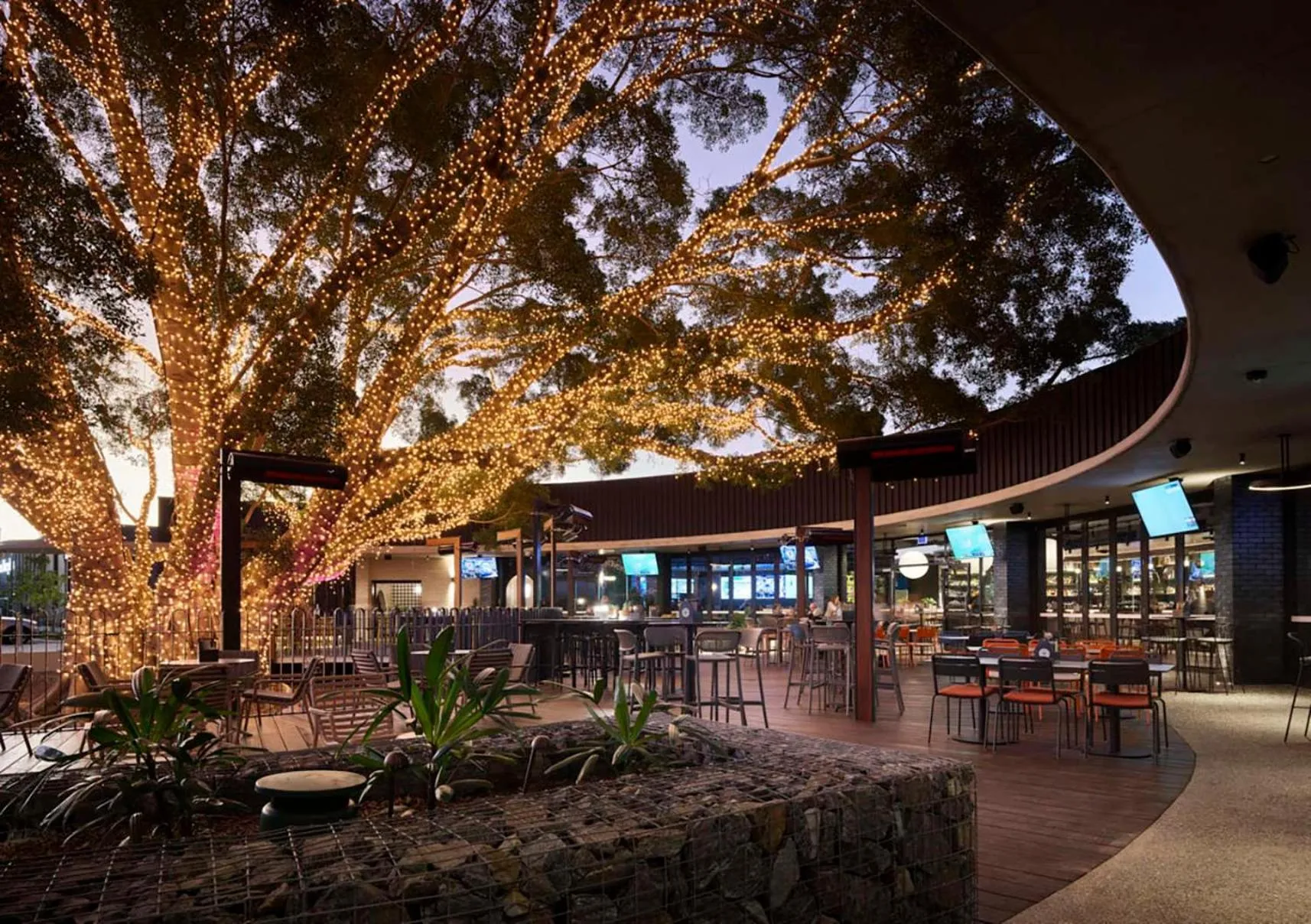 Restaurant/places to eat in Nightelier Mitchelton The Brook