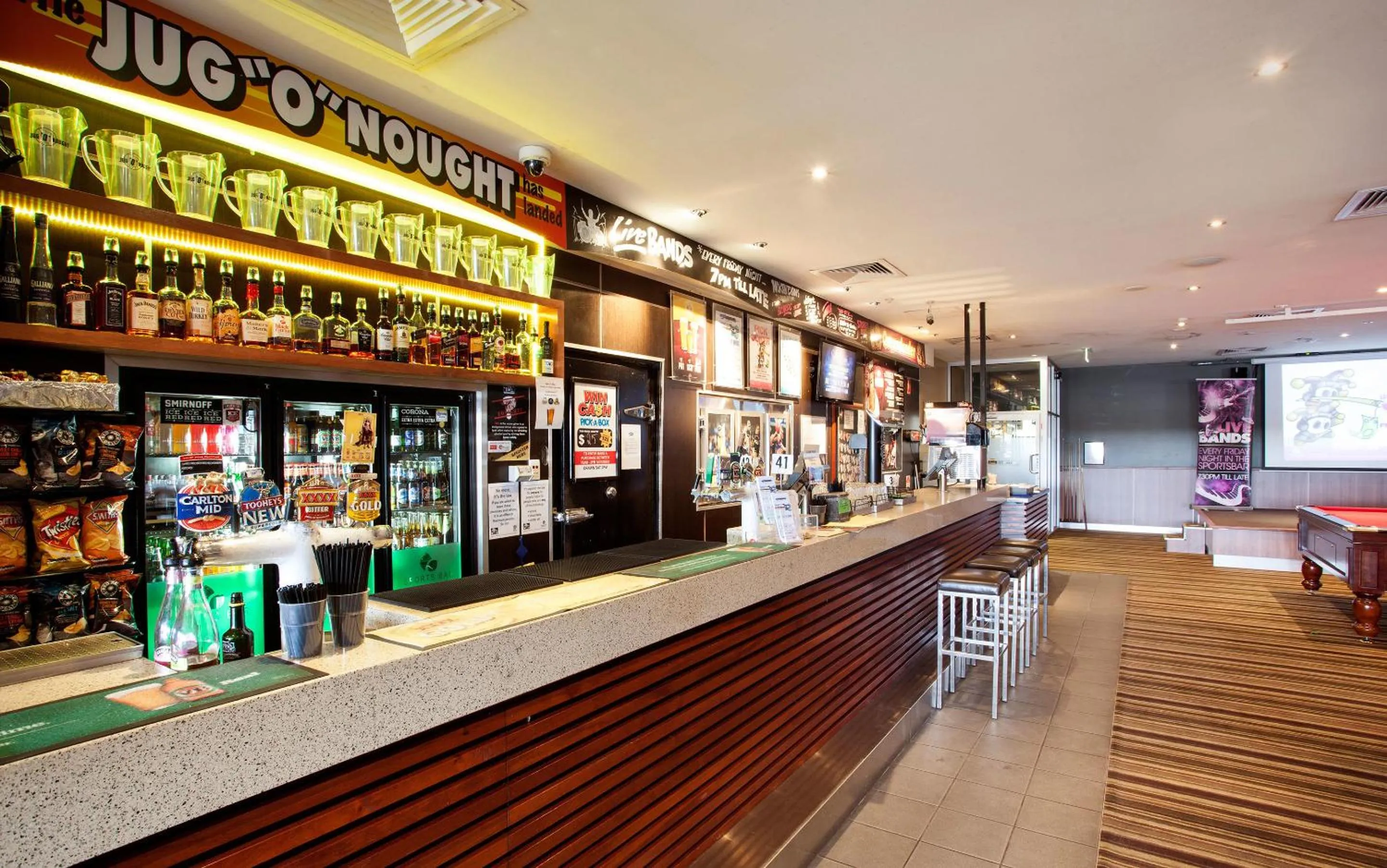 Lounge or bar in Nightcap at Dalrymple Hotel