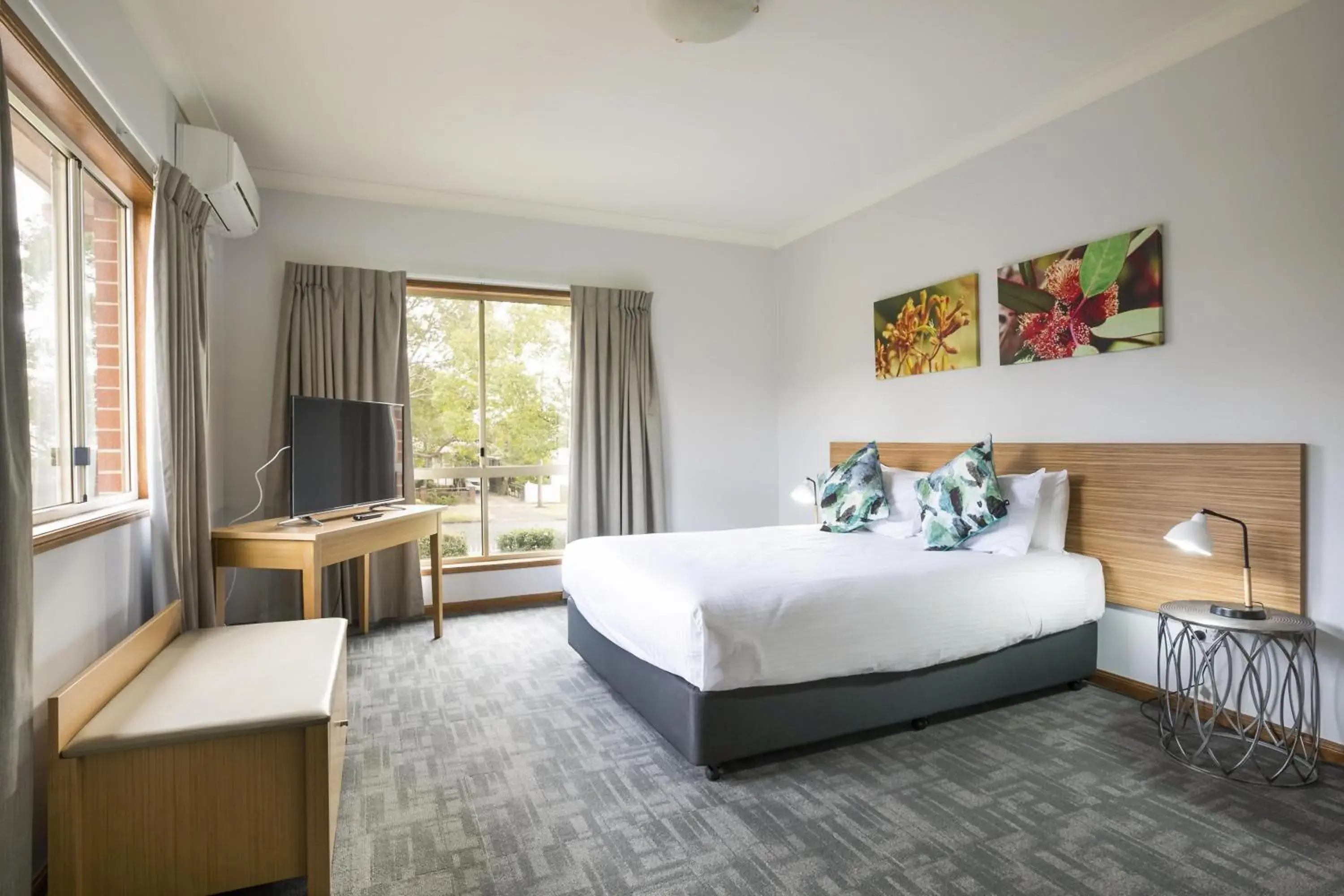 Three-Bedroom Apartment in Nightcap at Federal Hotel Toowoomba Three-Bedroom Apartment in Nightcap at Federal Hotel Toowoomba