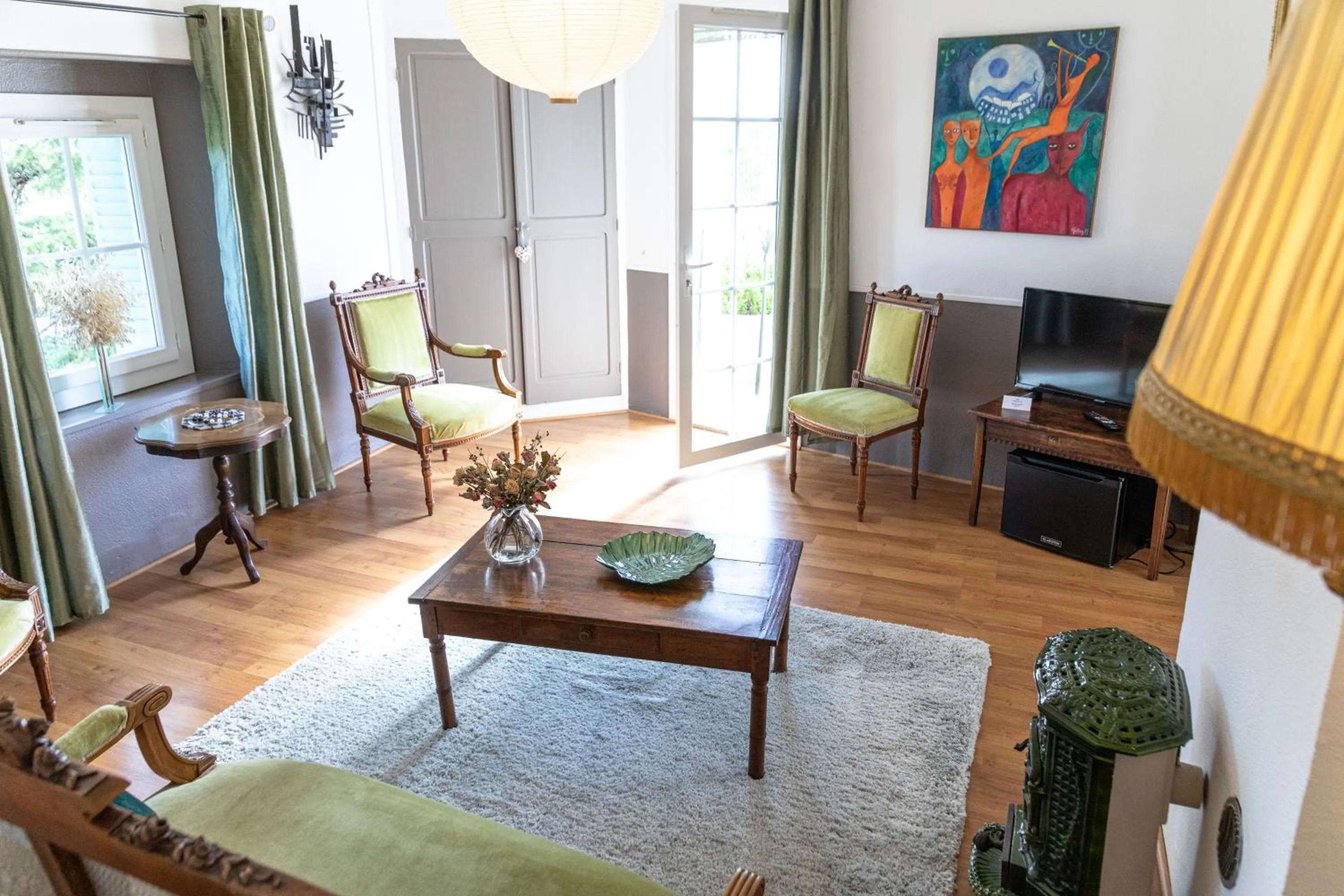 TV and multimedia in La Bastide de Canaules