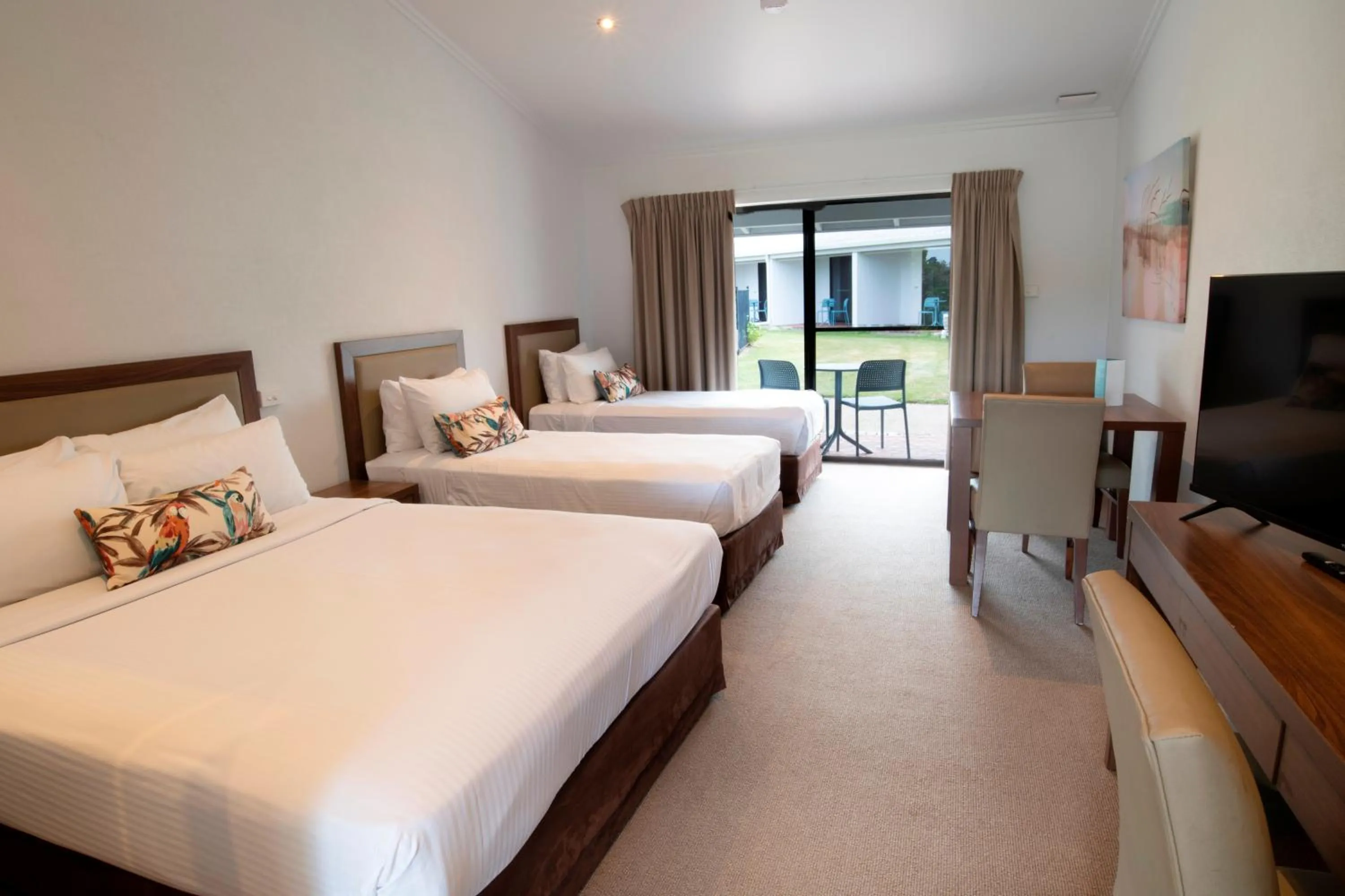 Superior Family Room in Mission Beach Resort