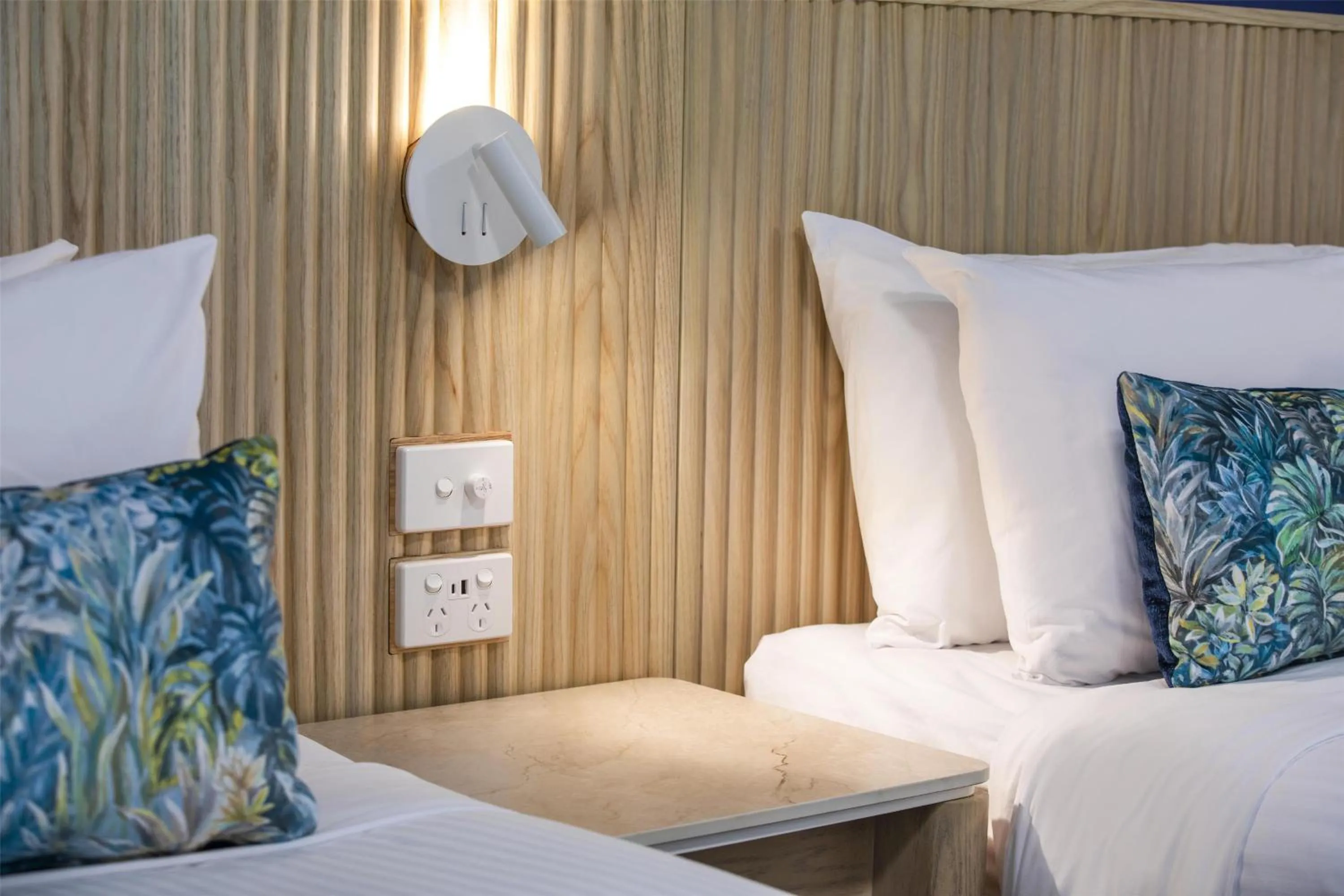 Bedroom, Bed in Nightelier Mission Beach