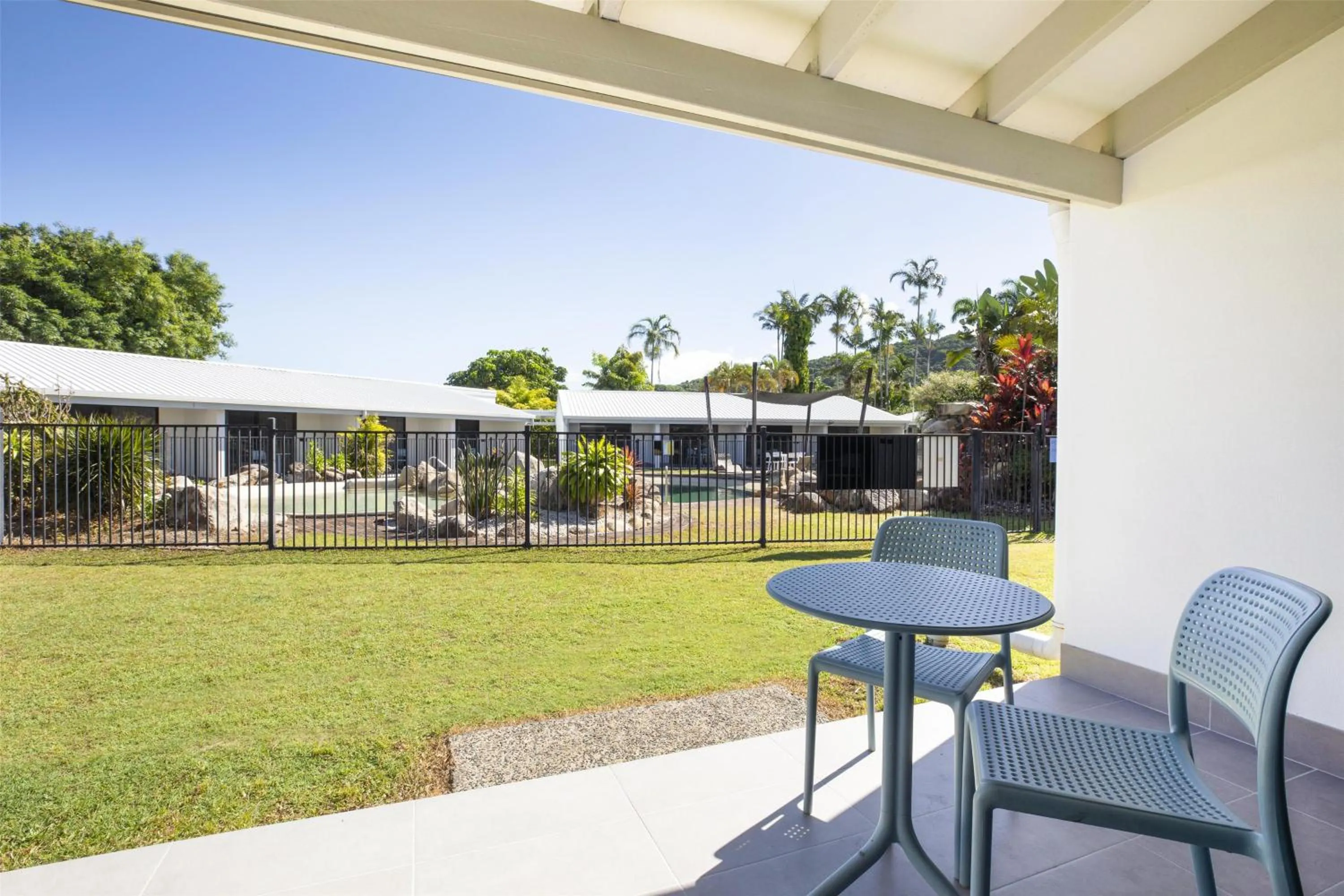 Property building in Nightelier Mission Beach