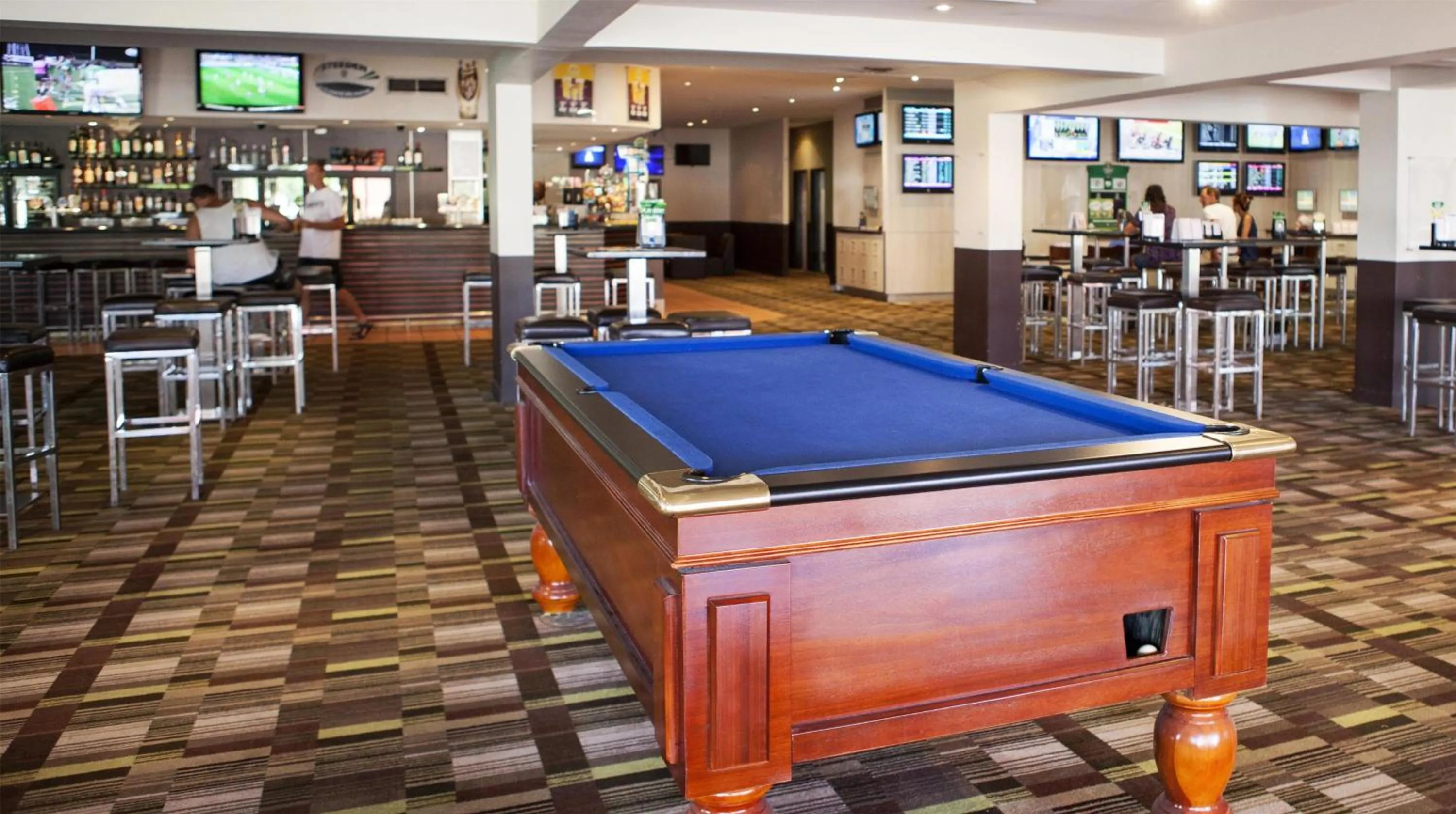 Billiard in Nightcap at Edge Hill Tavern