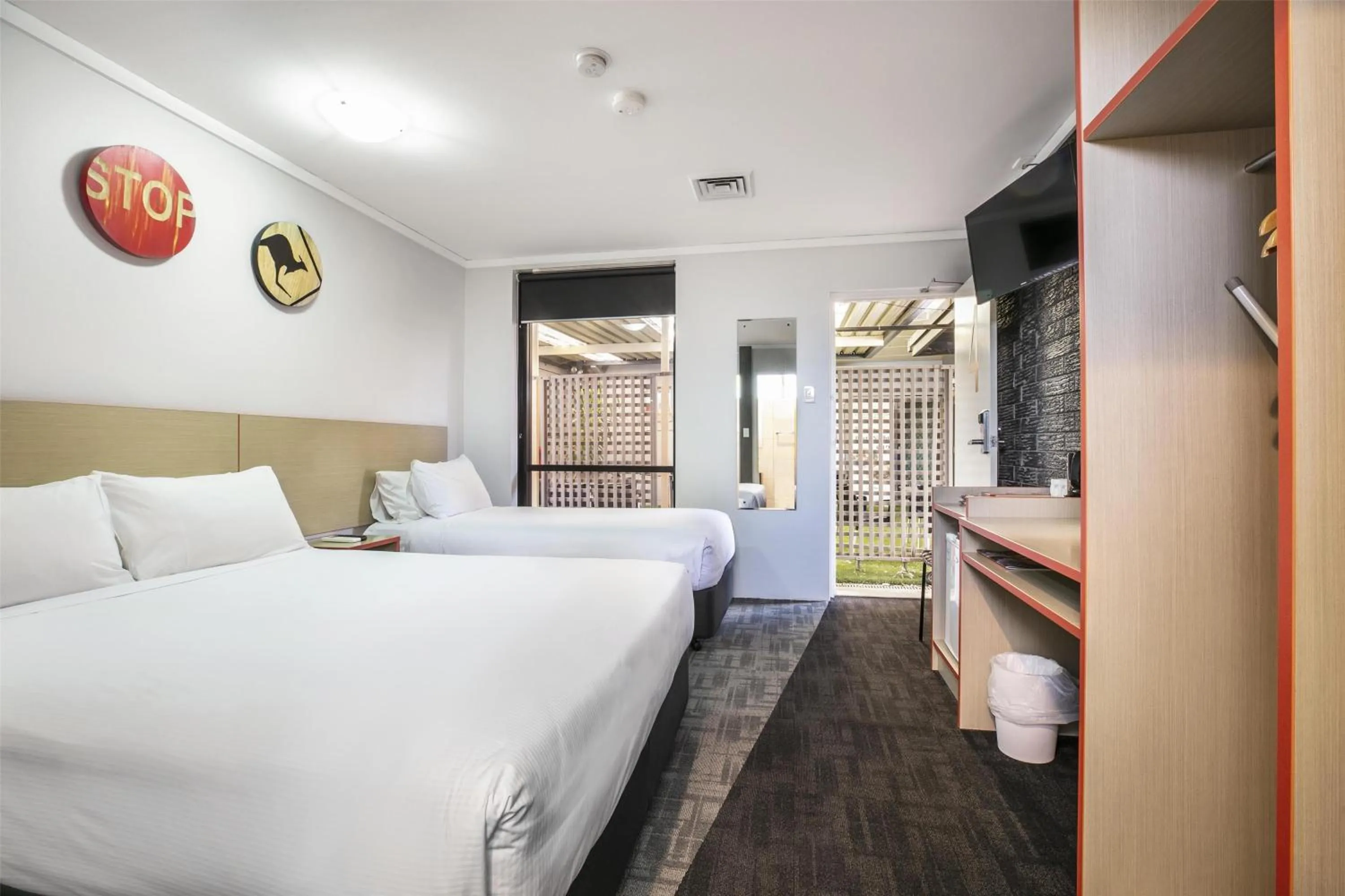 Bedroom, Bed in Nightcap at Jamison Hotel