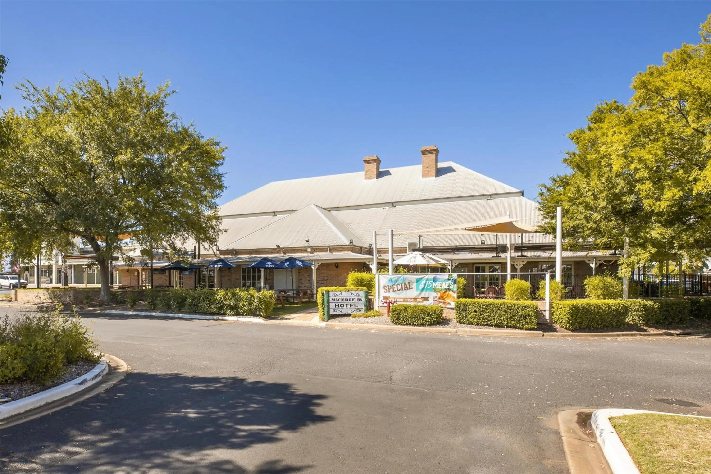 Property building in Nightcap at Macquarie Inn