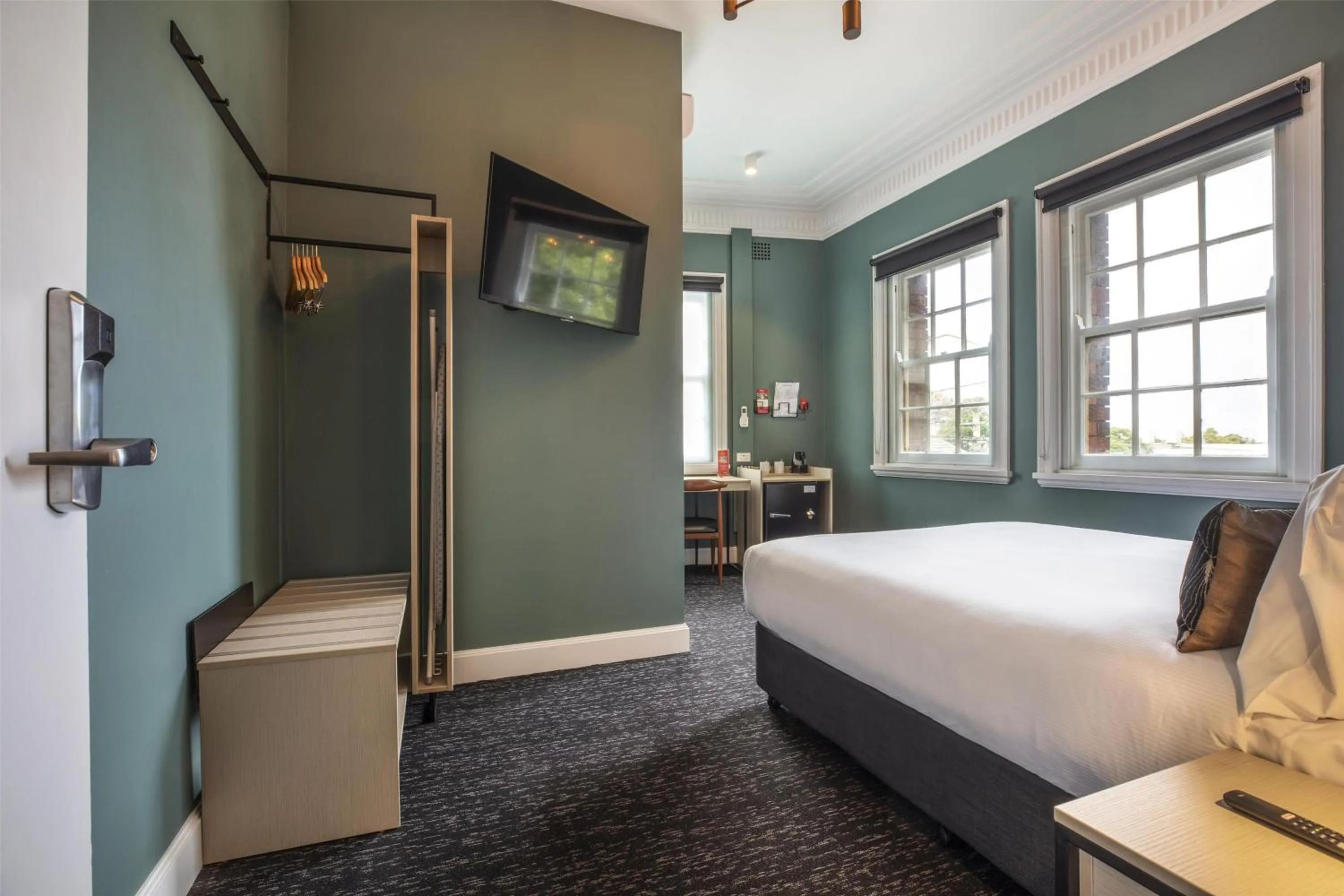 Bedroom, Bed in Nightcap at Pymble Hotel