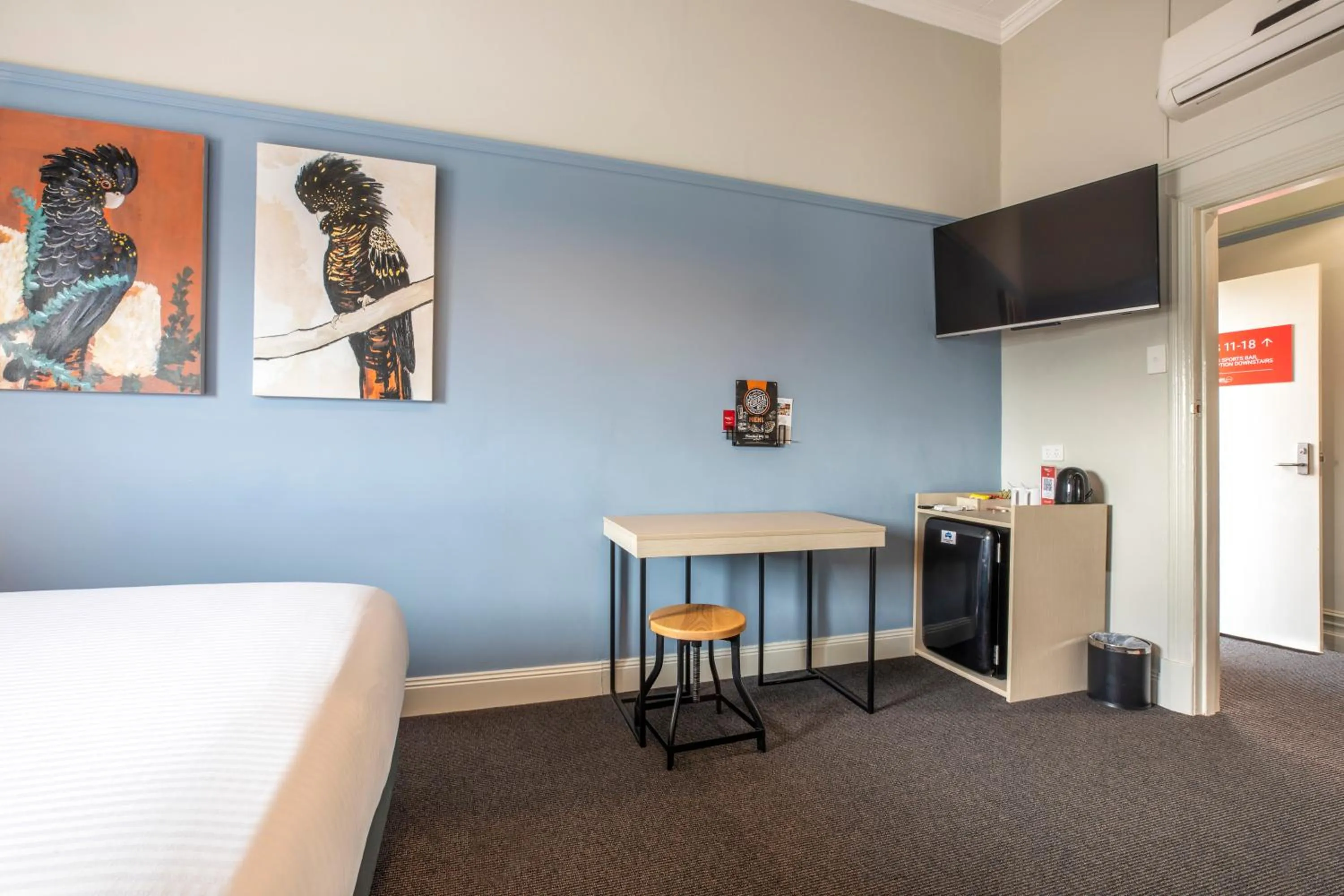 TV and multimedia, Bed in Nightcap at Federal Hotel Mt Gambier