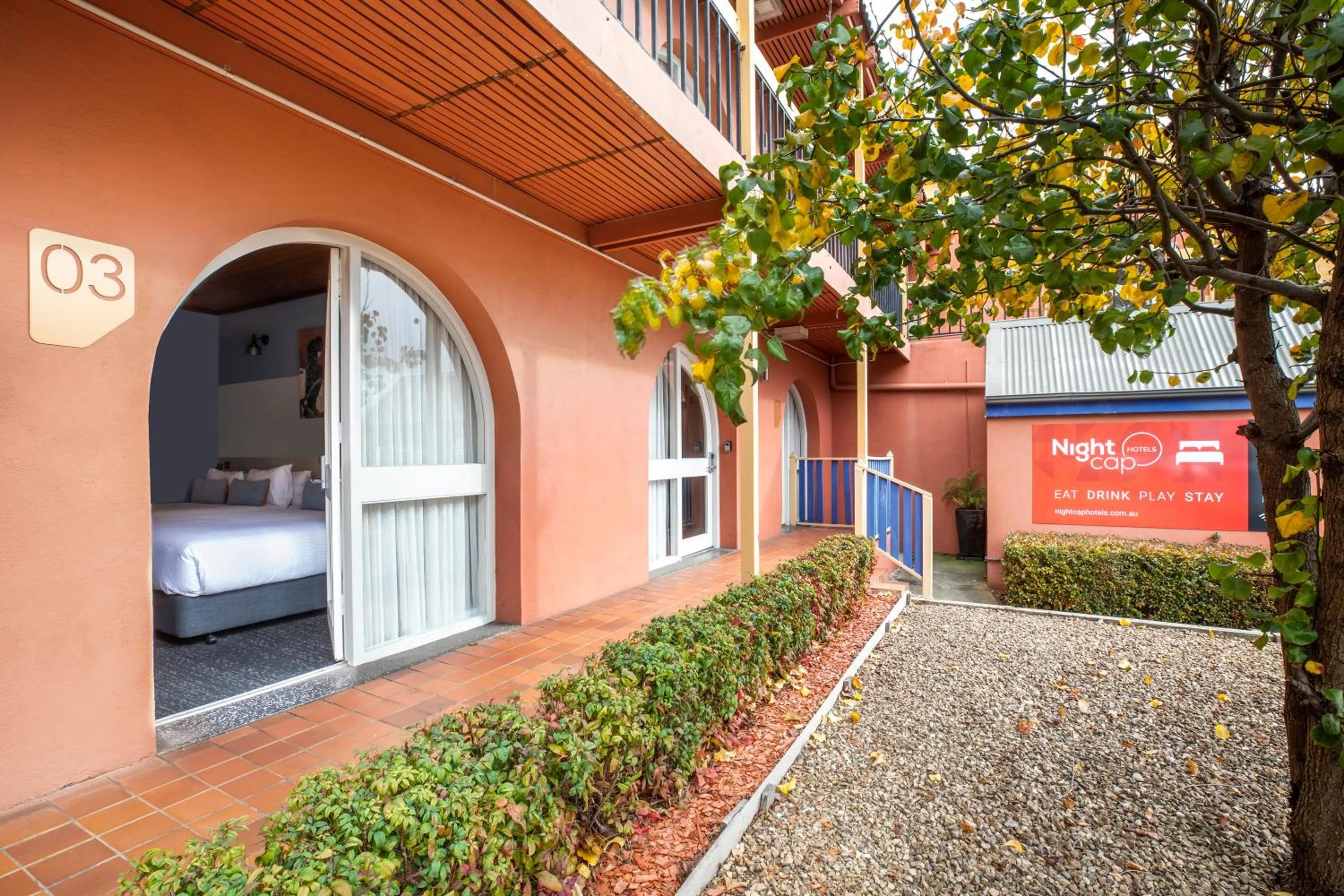 Facade/entrance in Nightcap at Federal Hotel Mt Gambier