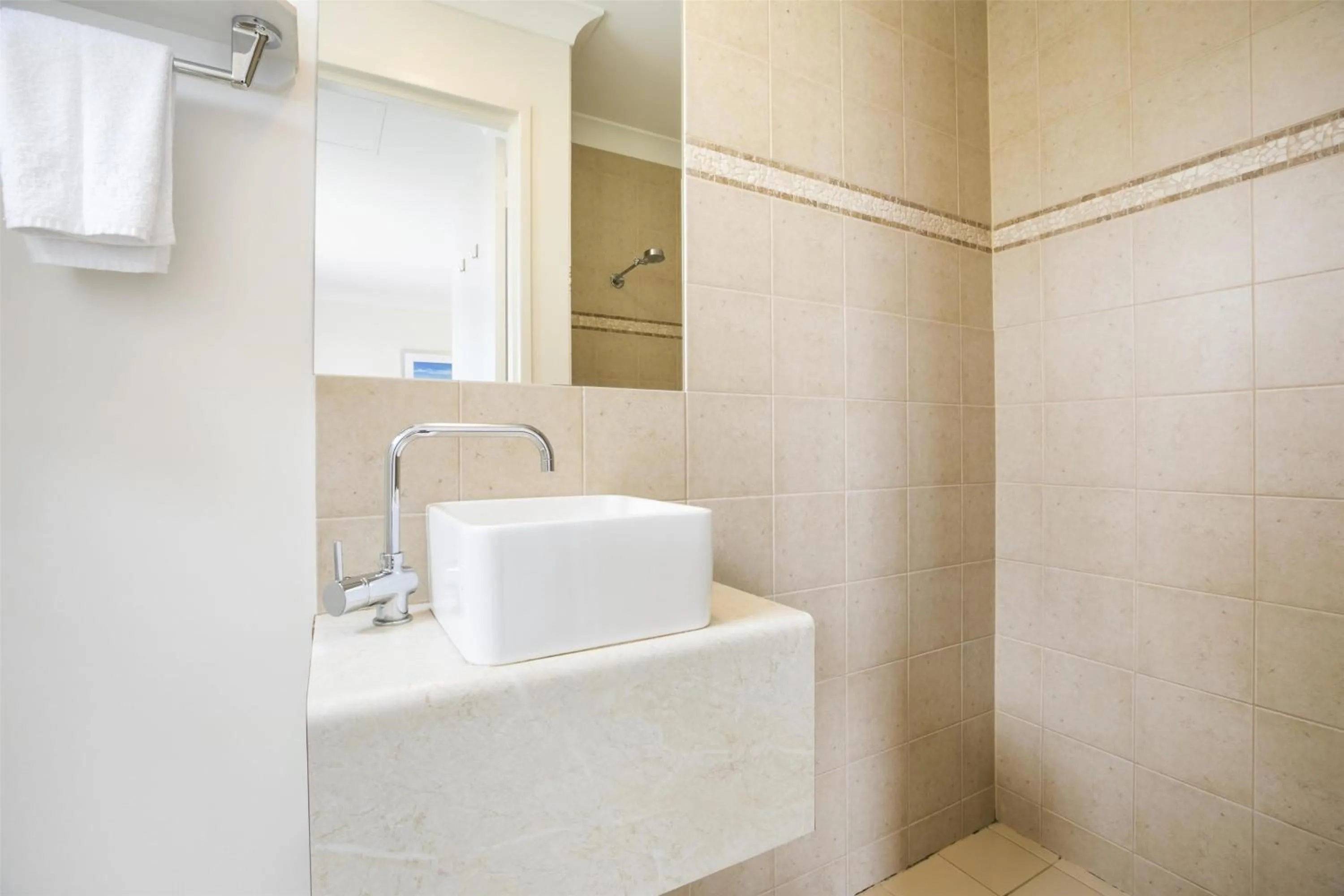 Bathroom in Nightcap at the Ship Inn