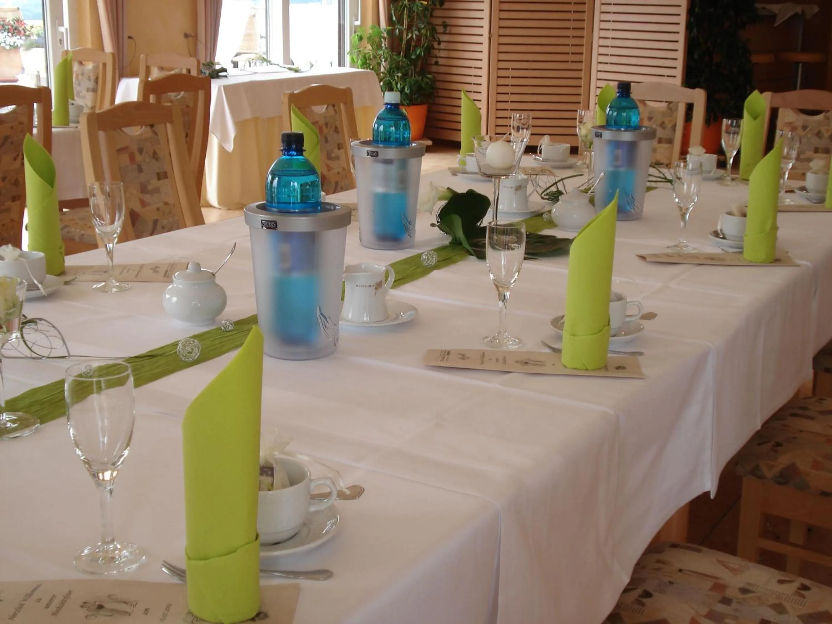 Restaurant/places to eat in Panorama Hotel am Frankenstein