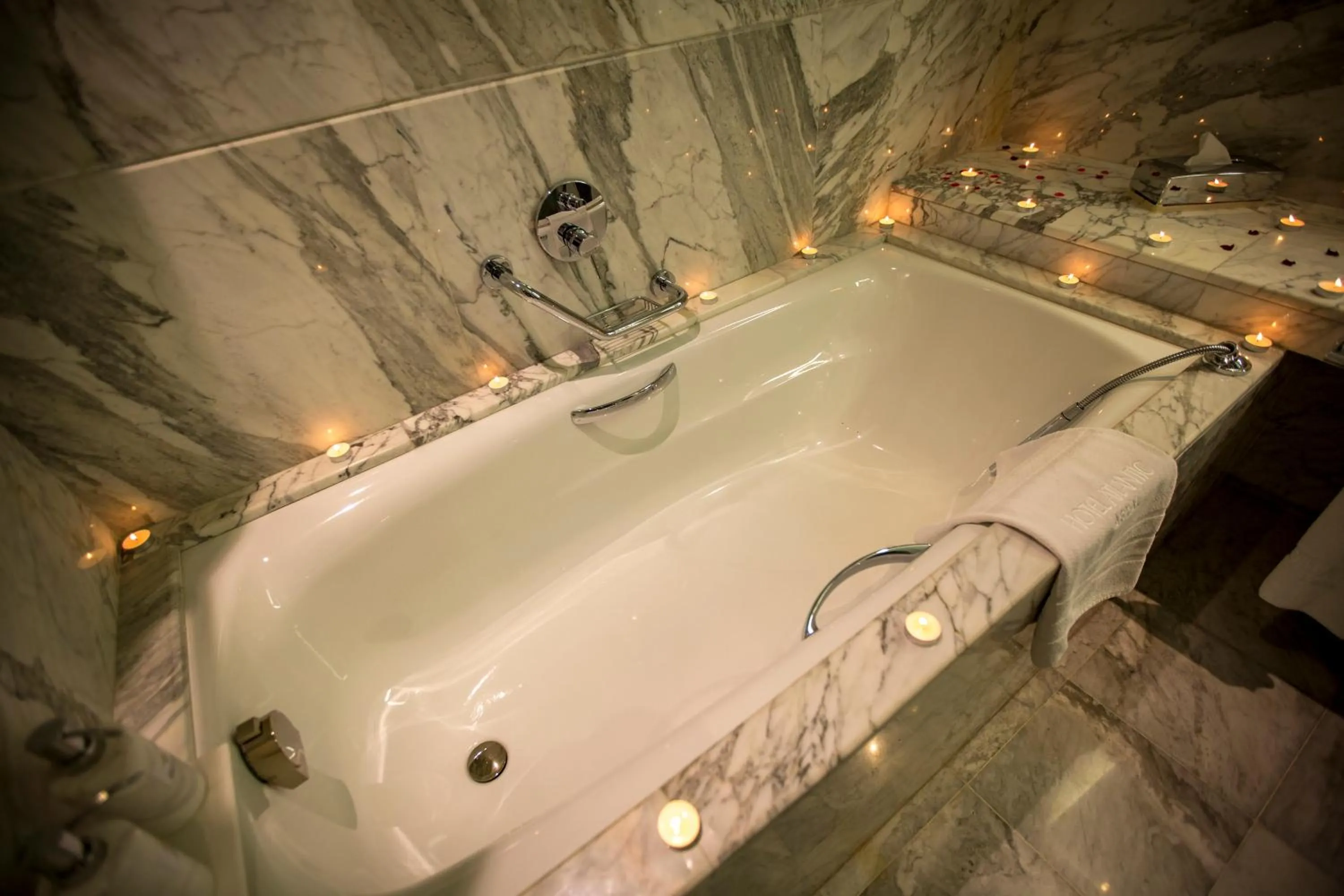 Bathroom in Hotel Atlantic Agdal