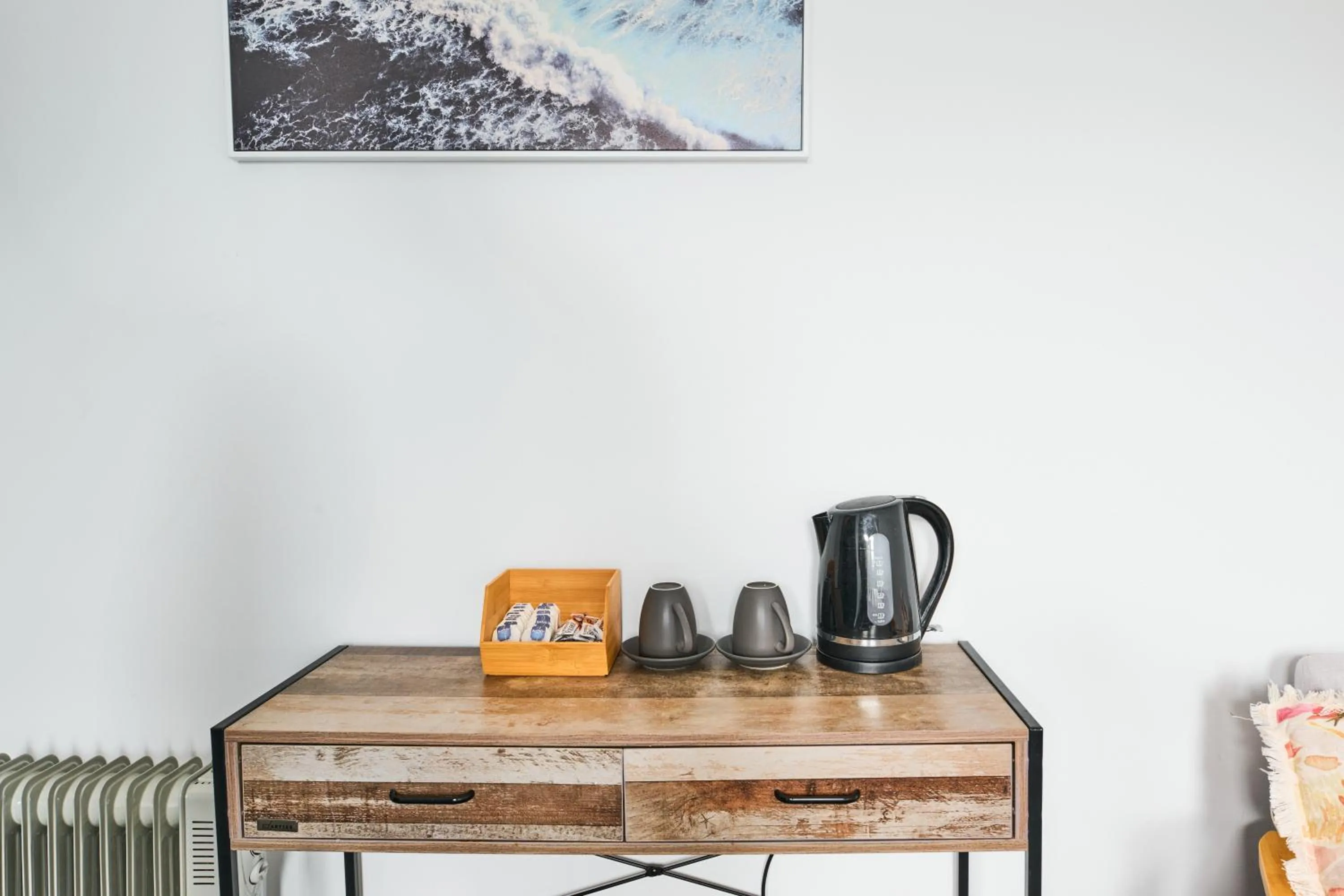 Bedroom in College Lawn Hotel