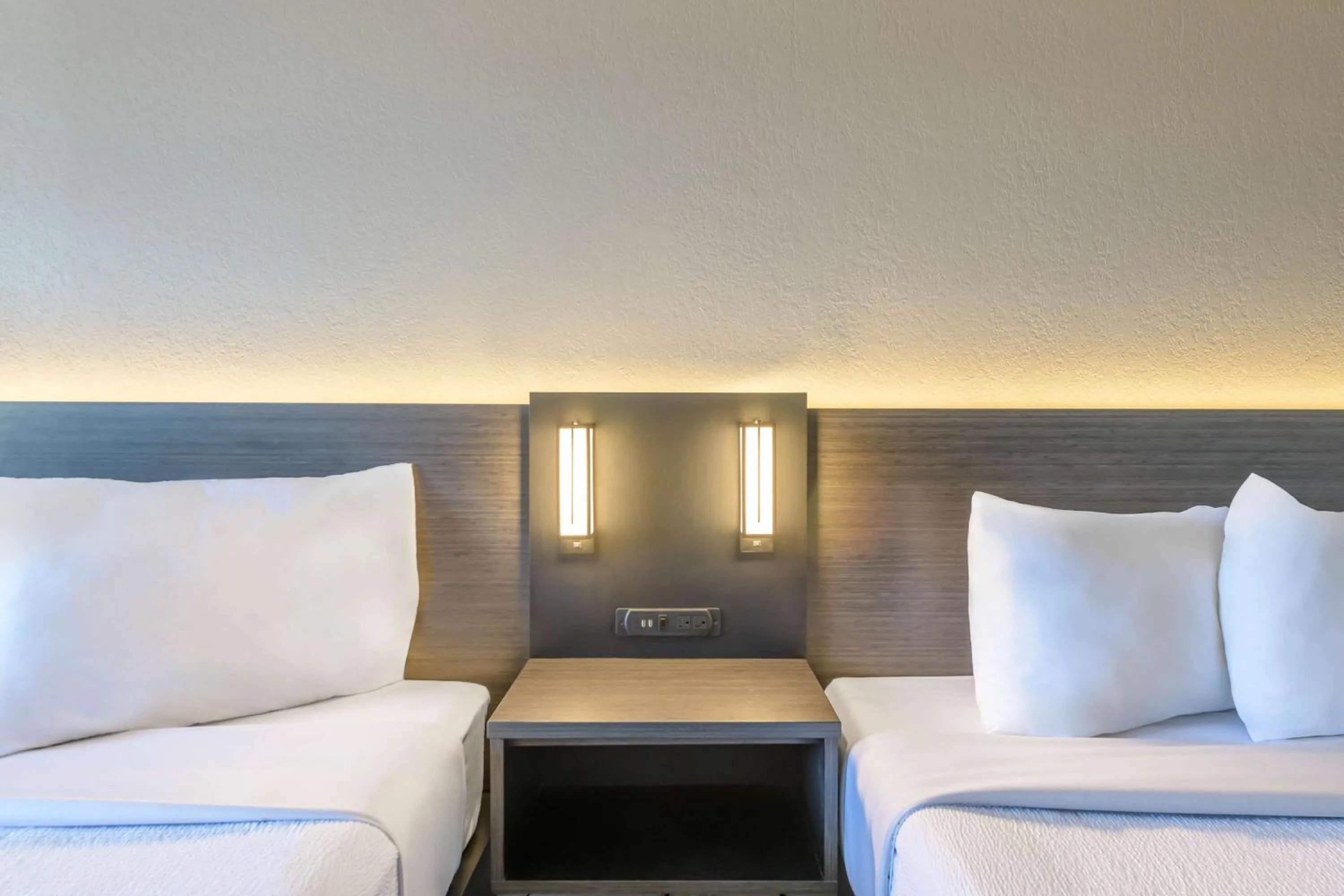 Bedroom, Bed in Motel 6-Ocala, FL - Conference Center