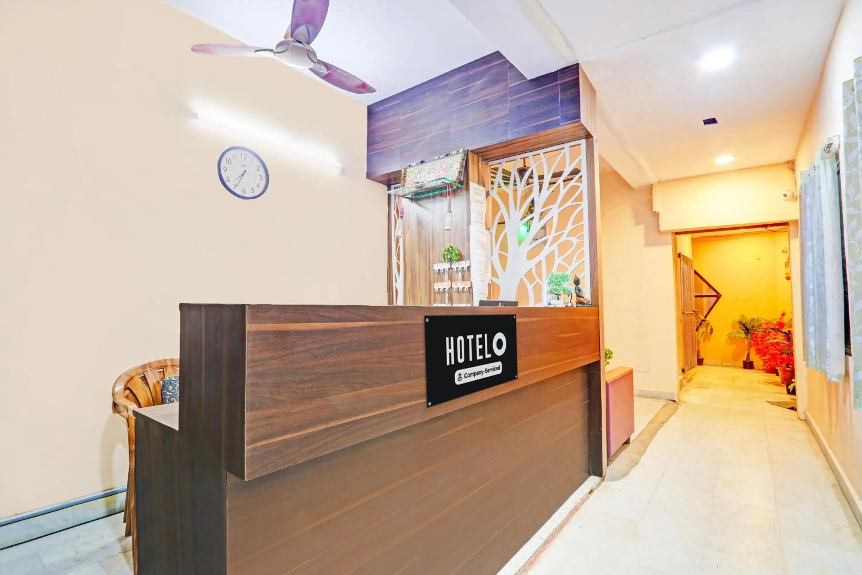 Lobby or reception, Bed in Super Hotel O Karimnagar