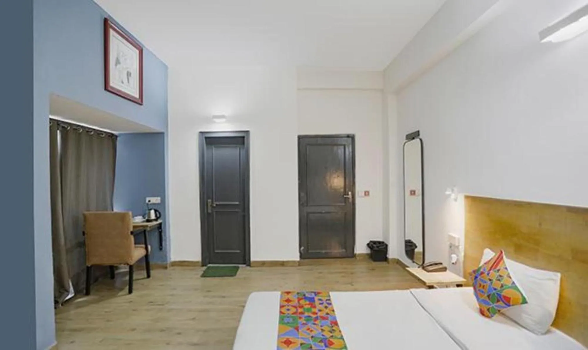 Bed in FabHotel F9 Sector 51