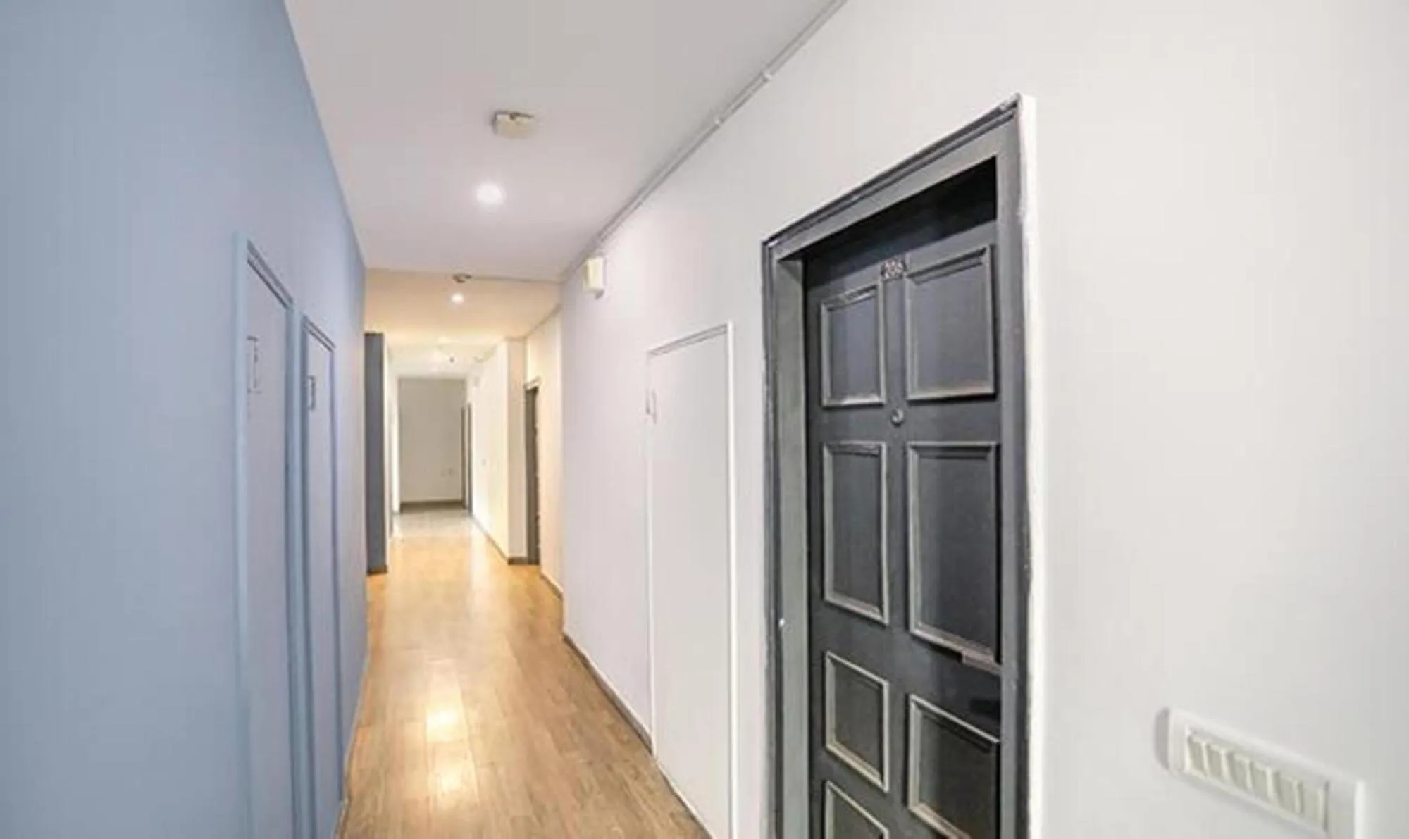 Lobby or reception in FabHotel F9 Sector 51