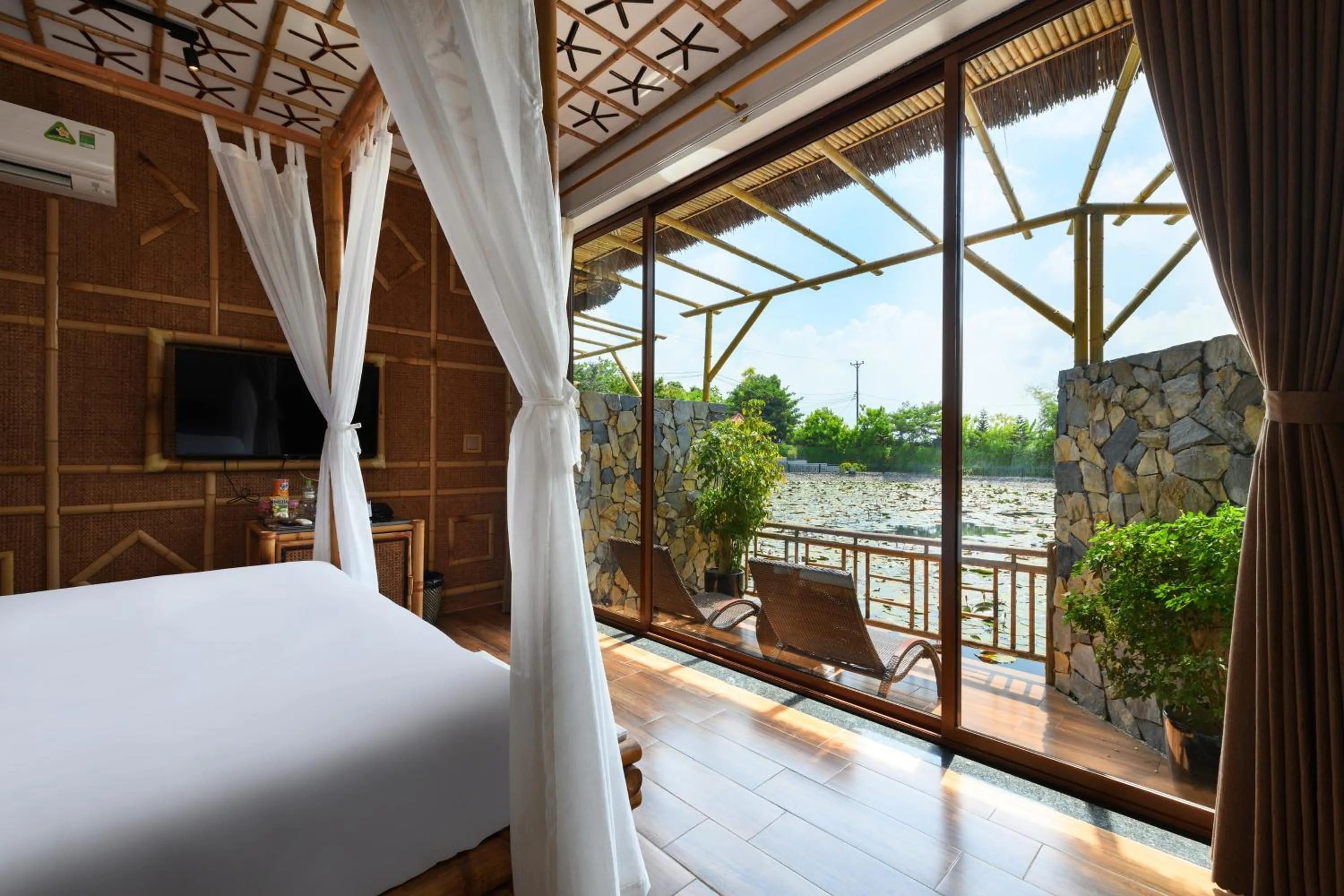 Bed in Memorina Ninh Binh Resort