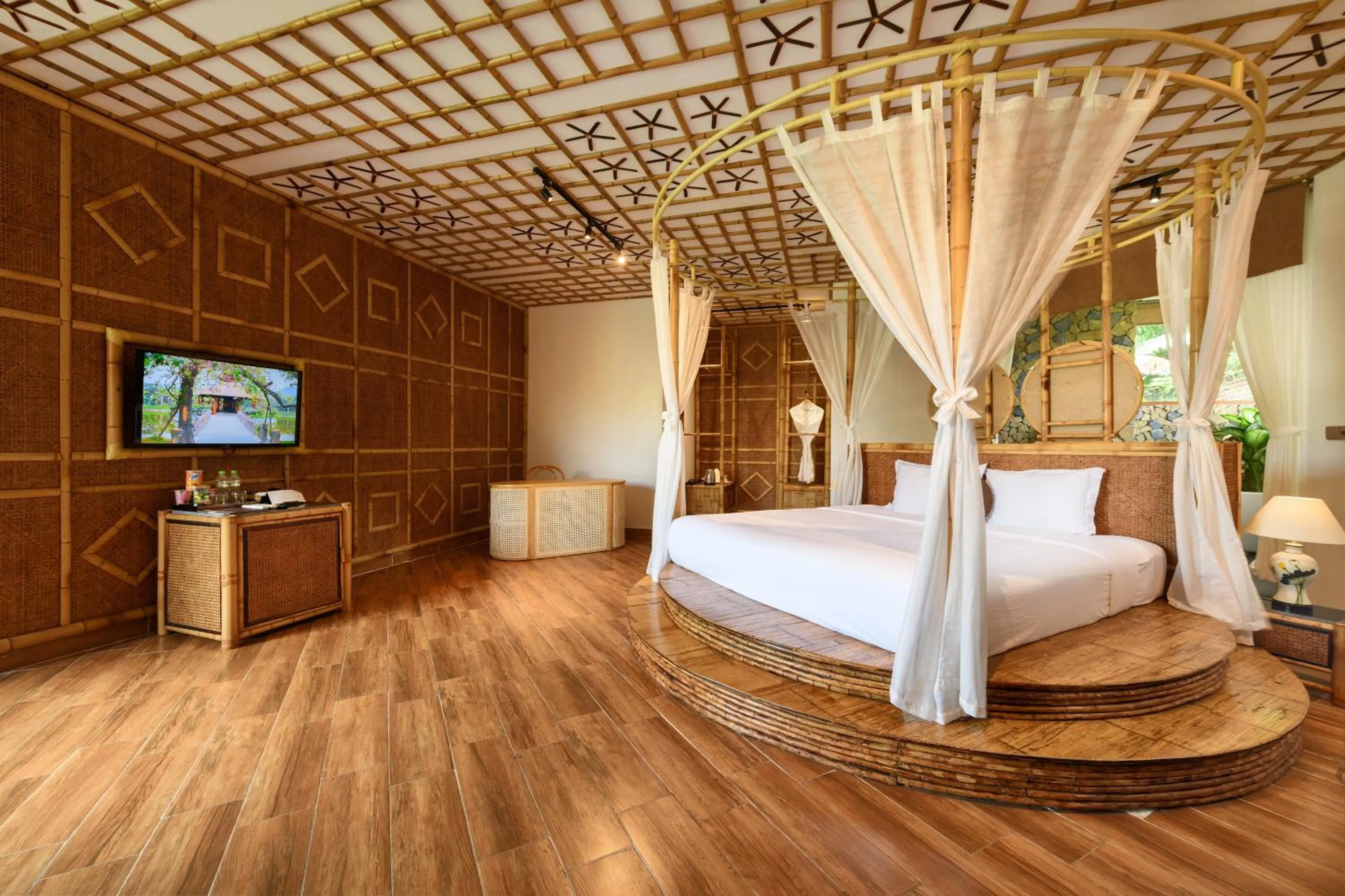 Bed in Memorina Ninh Binh Resort