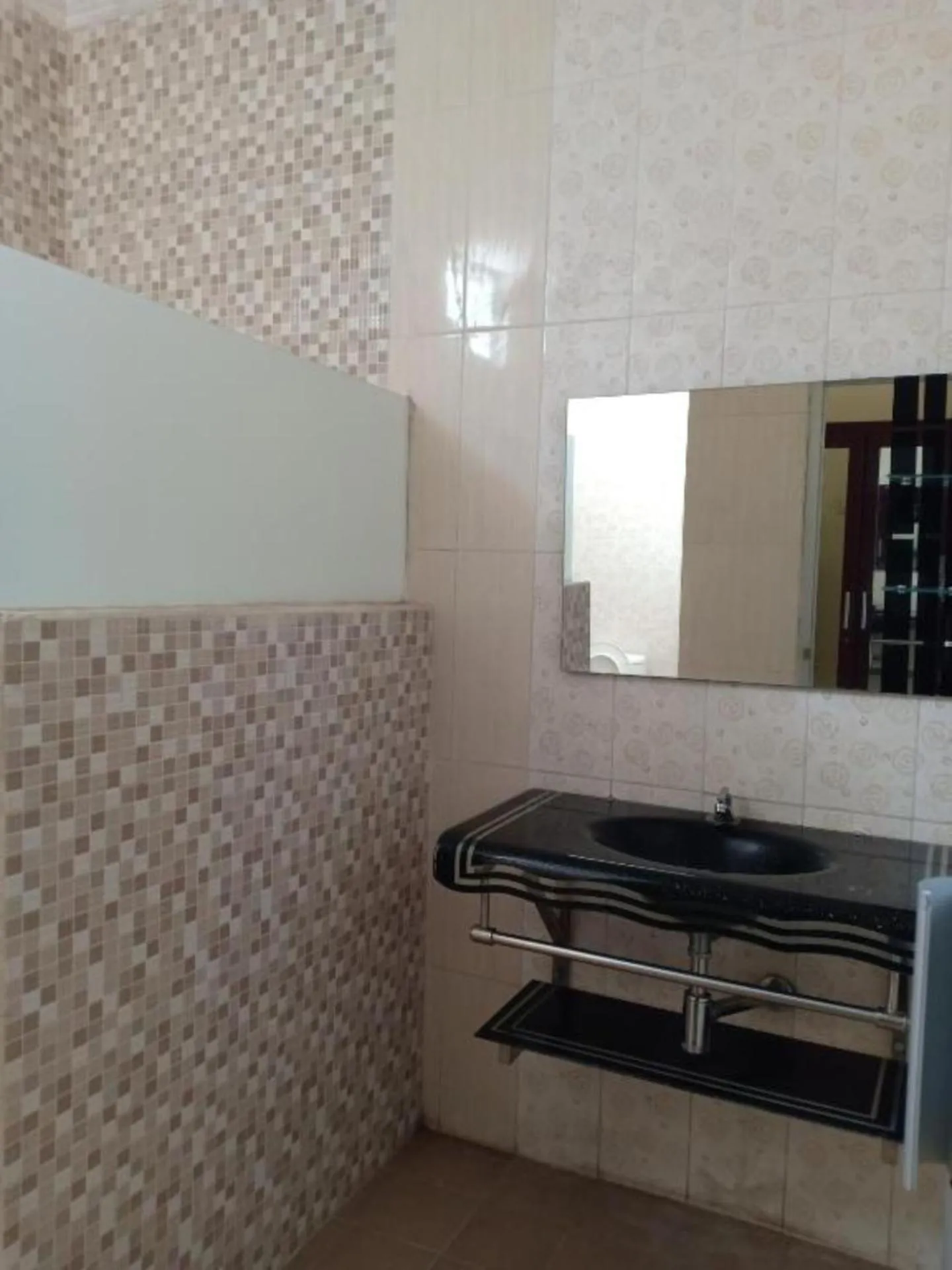 Photo of the whole room in Hotel Mutiara Baru