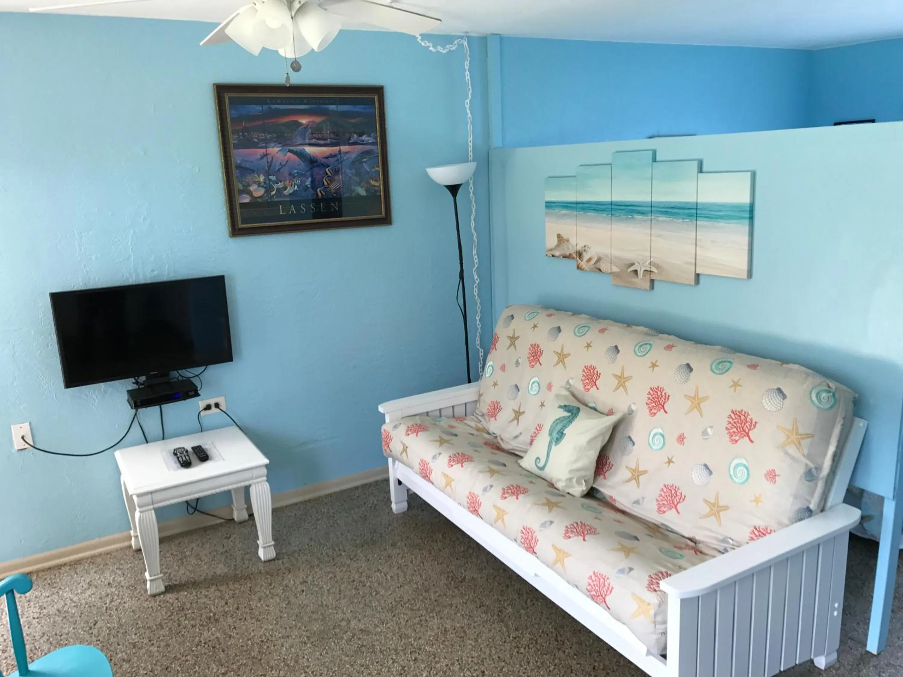 Living room in South Beach Inn - Cocoa Beach