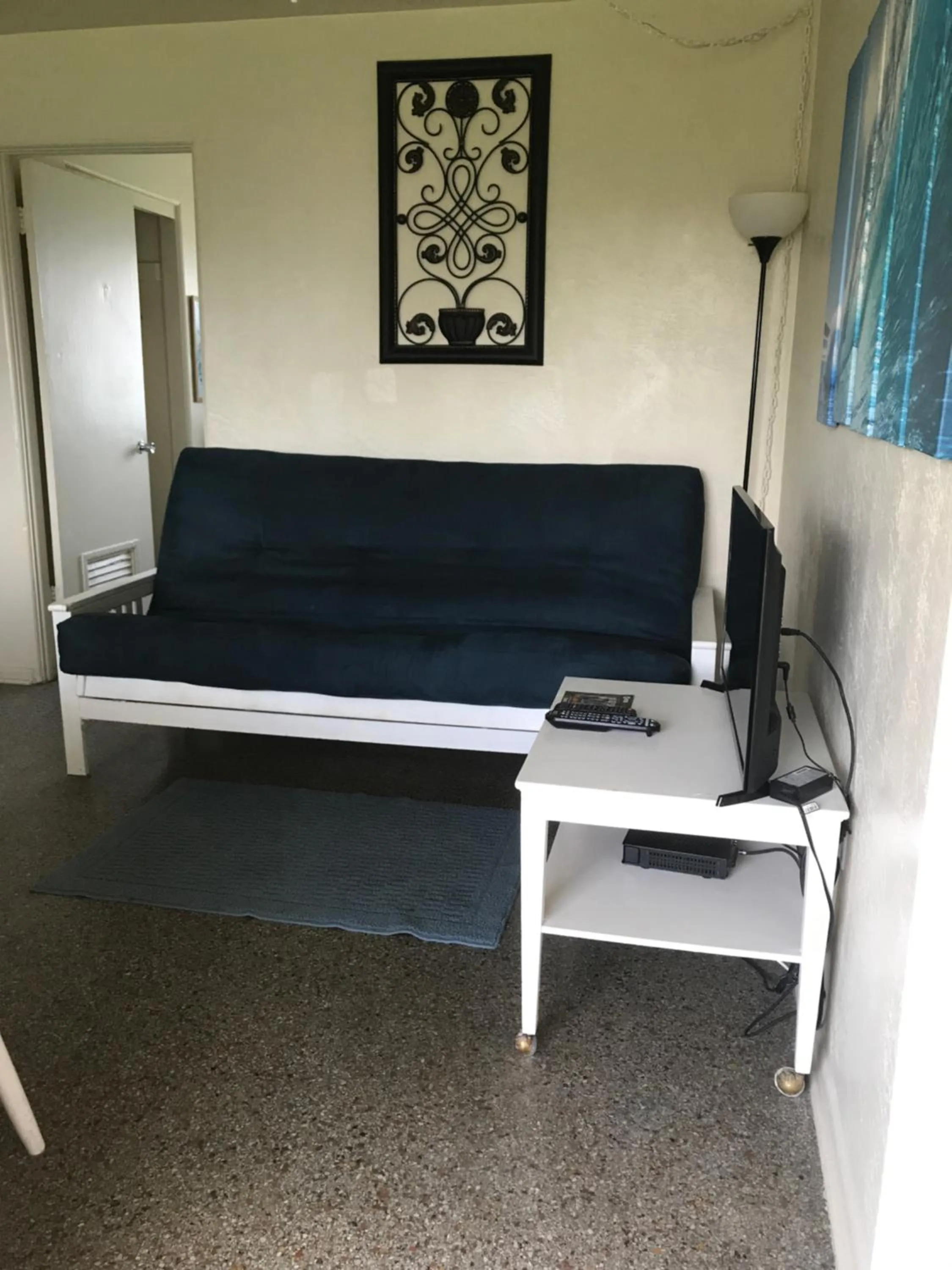 Living room in South Beach Inn - Cocoa Beach