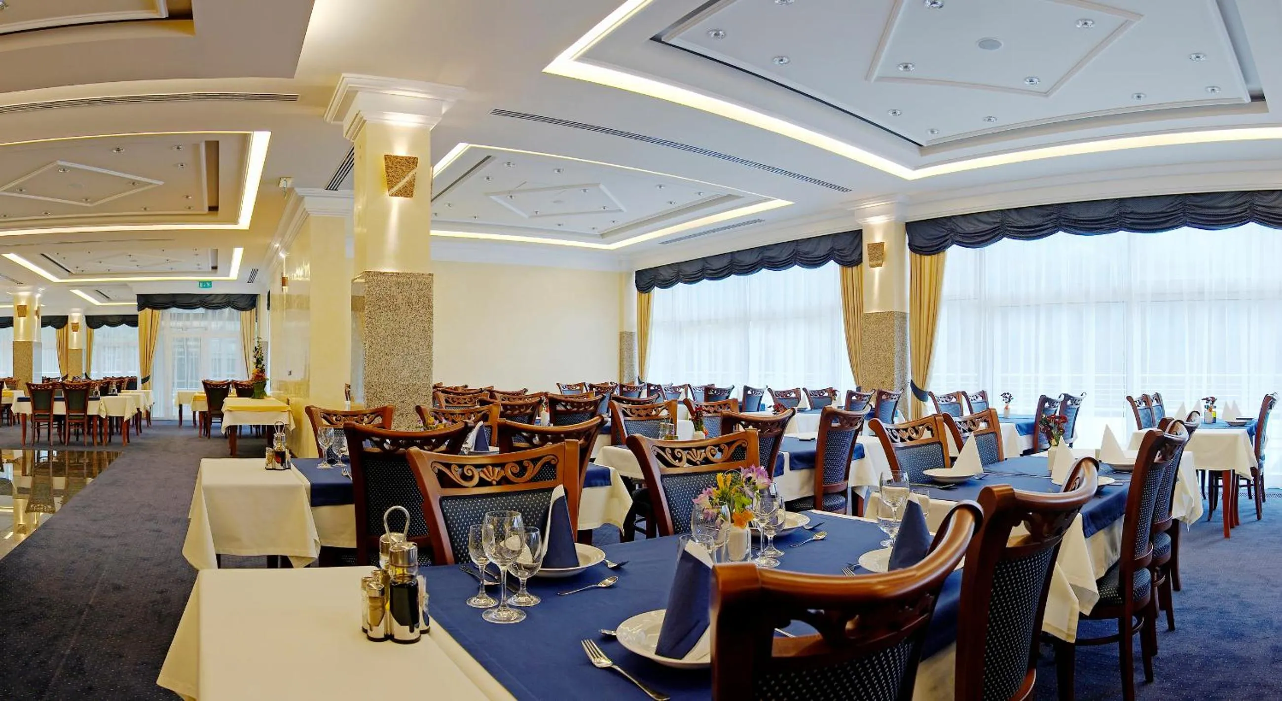 Restaurant/places to eat in Kúpele Brusno - Kúpeľný hotel Poľana