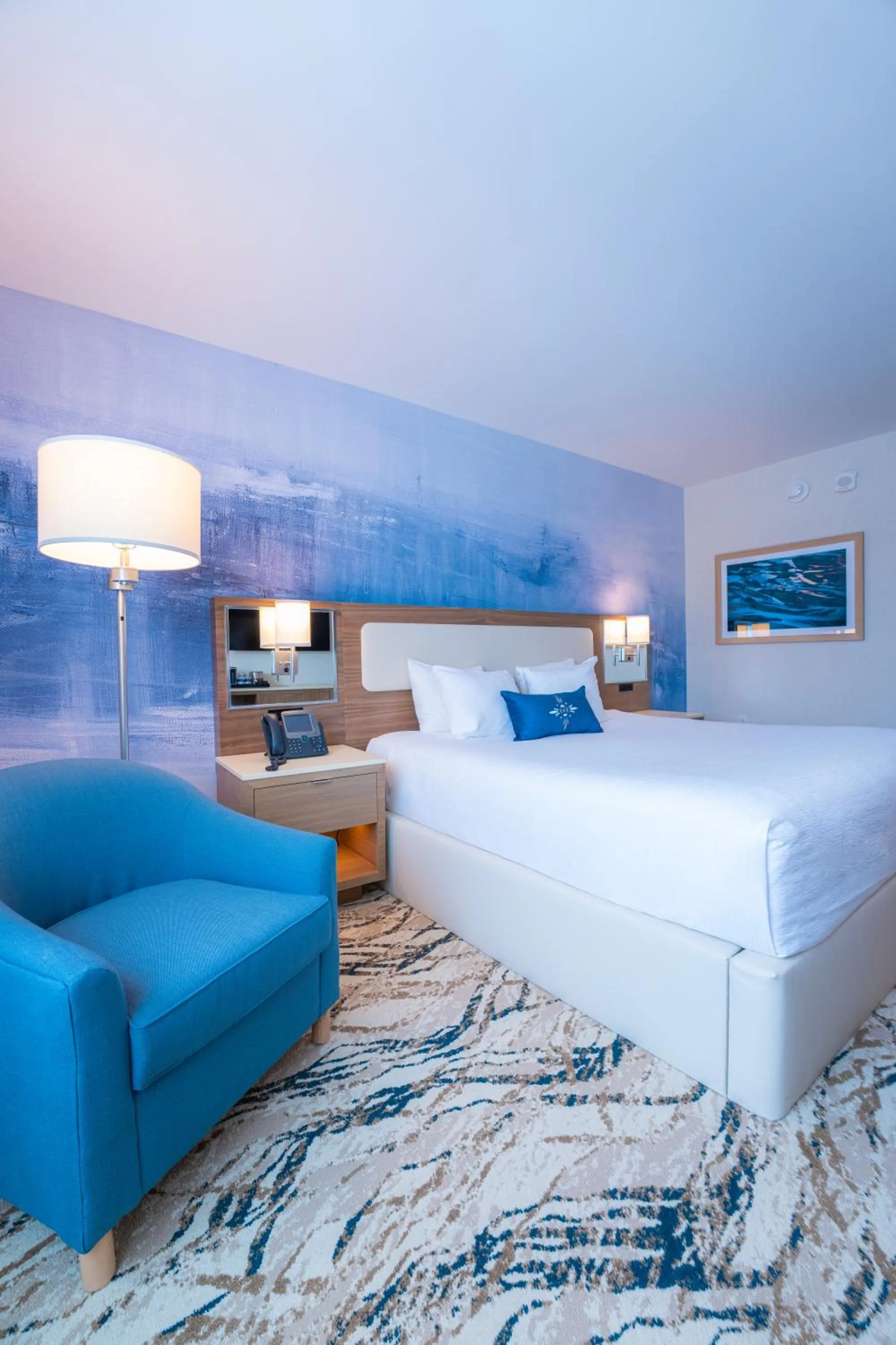 Bed in Mohegan Pennsylvania Casino Resort - Adults Only