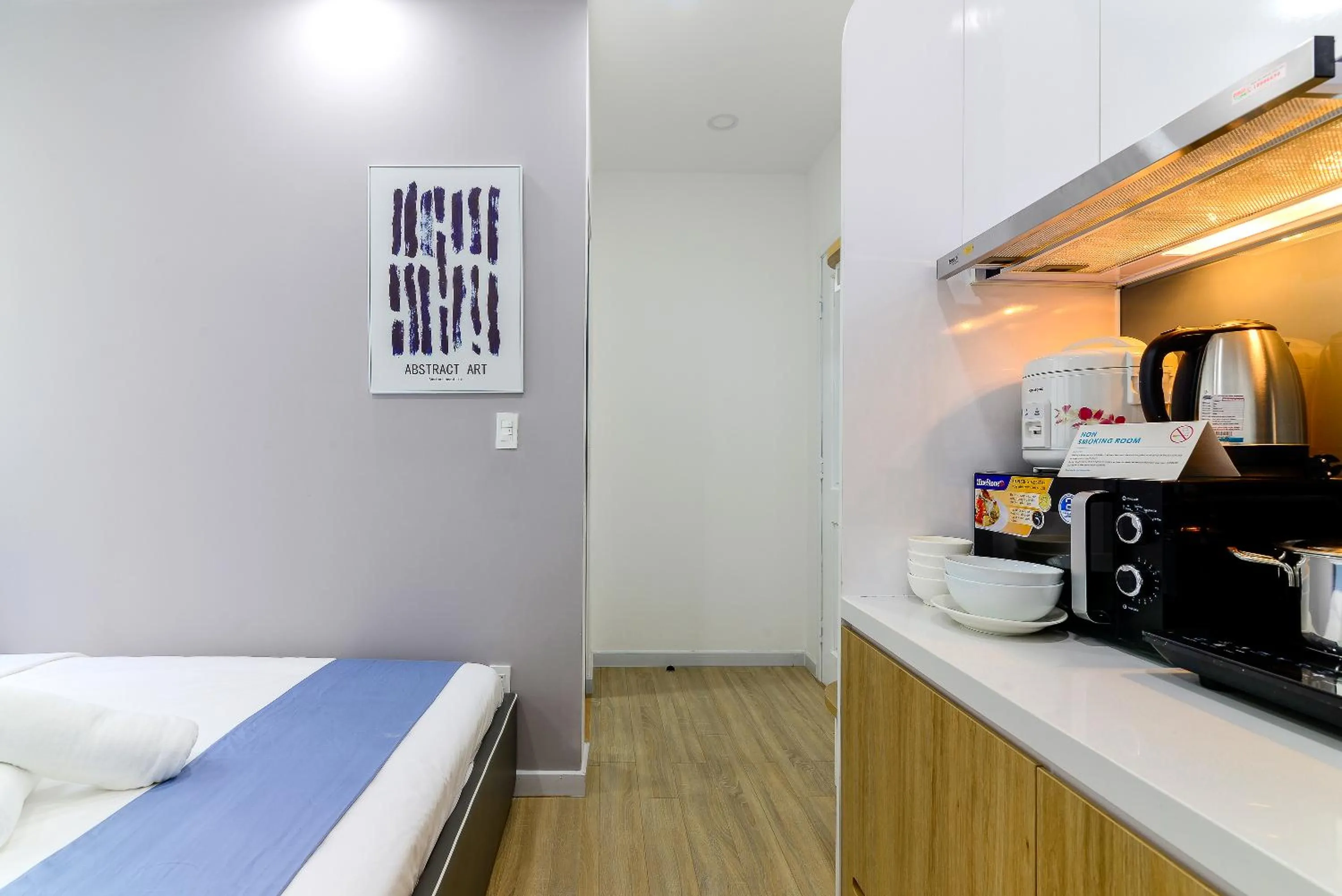 Kitchen or kitchenette, Bed in Cozrum Homes - Saphera Residence